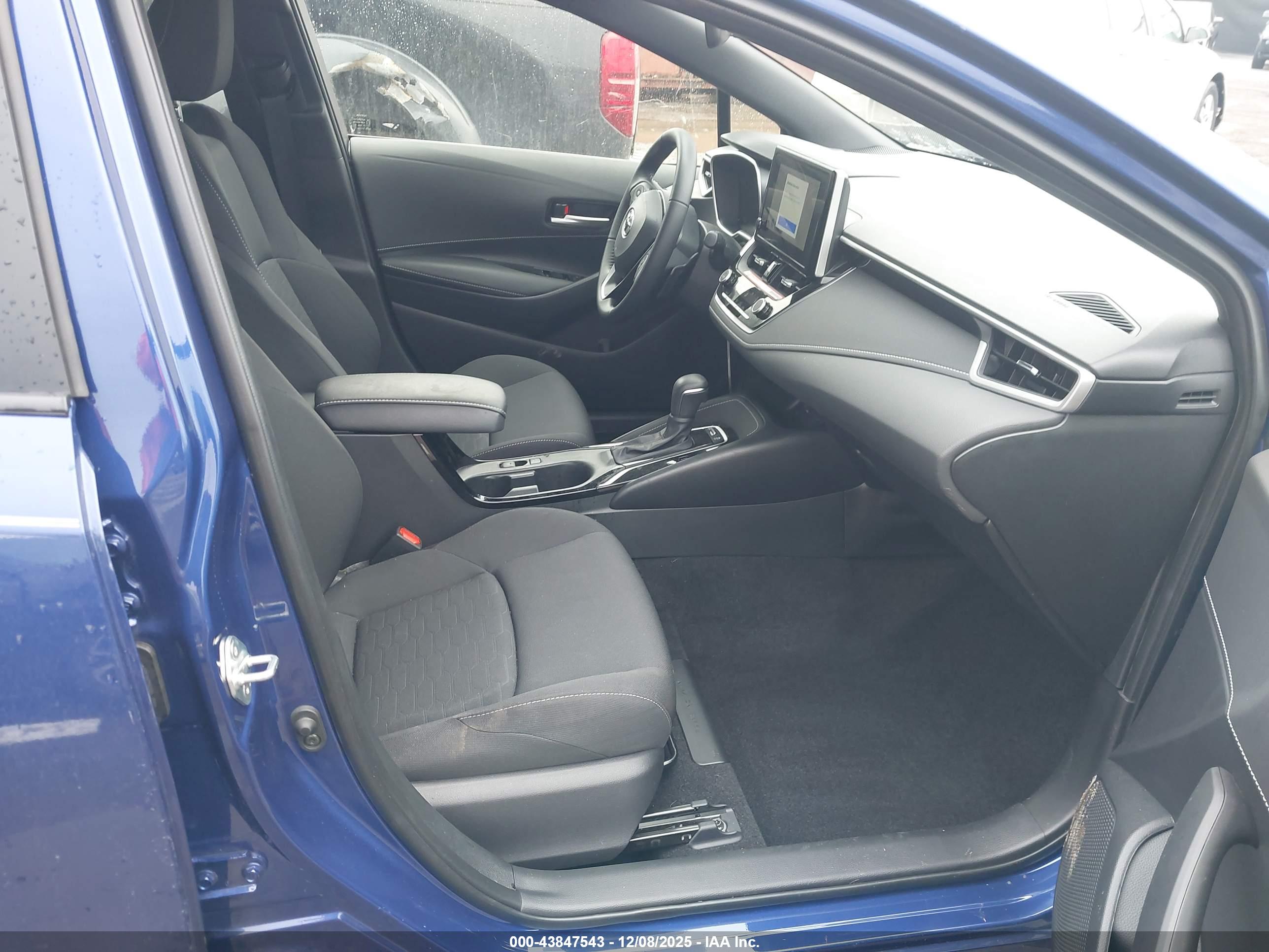 TOYOTA COROLLA image 5