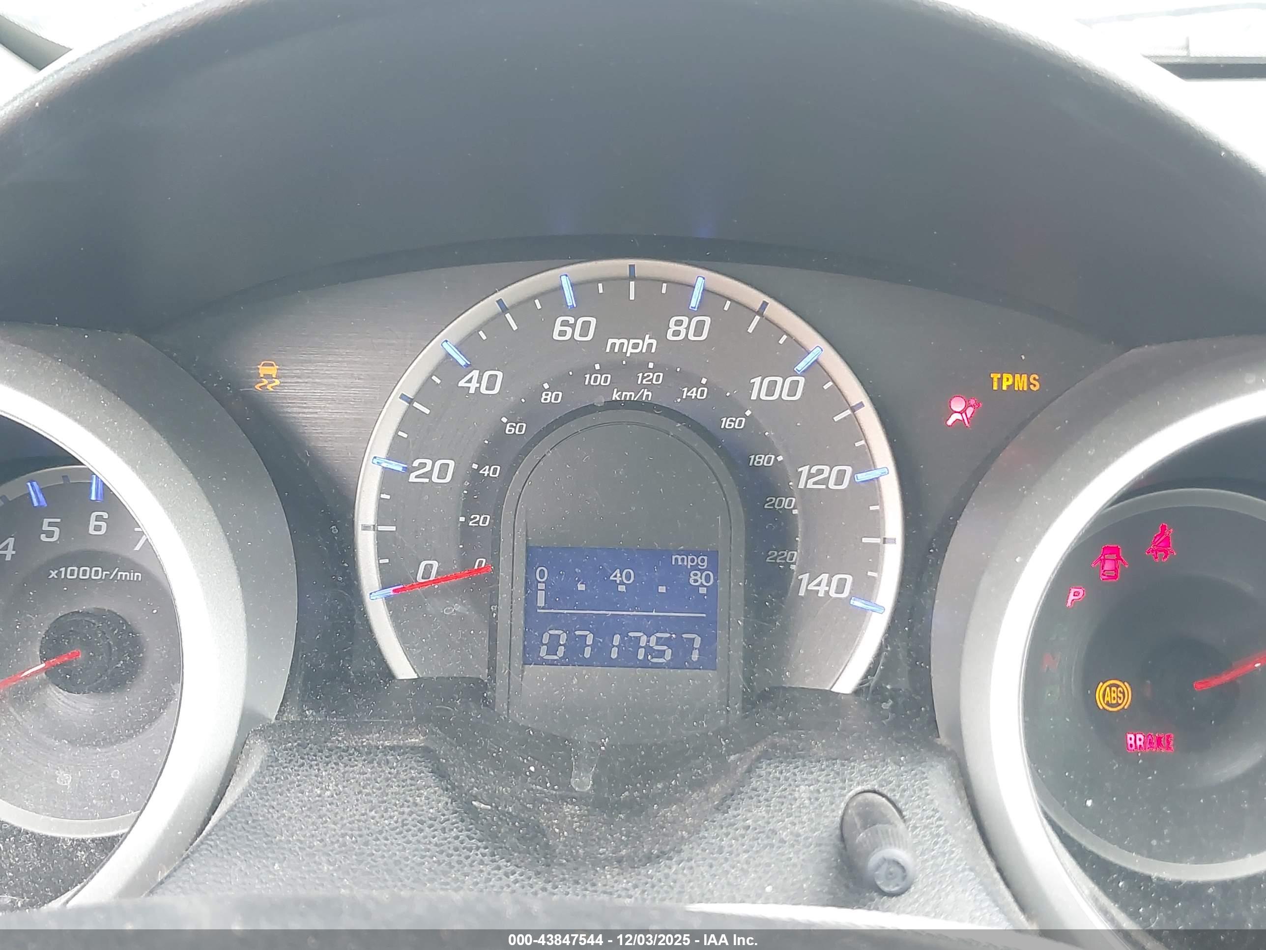 HONDA FIT image 7