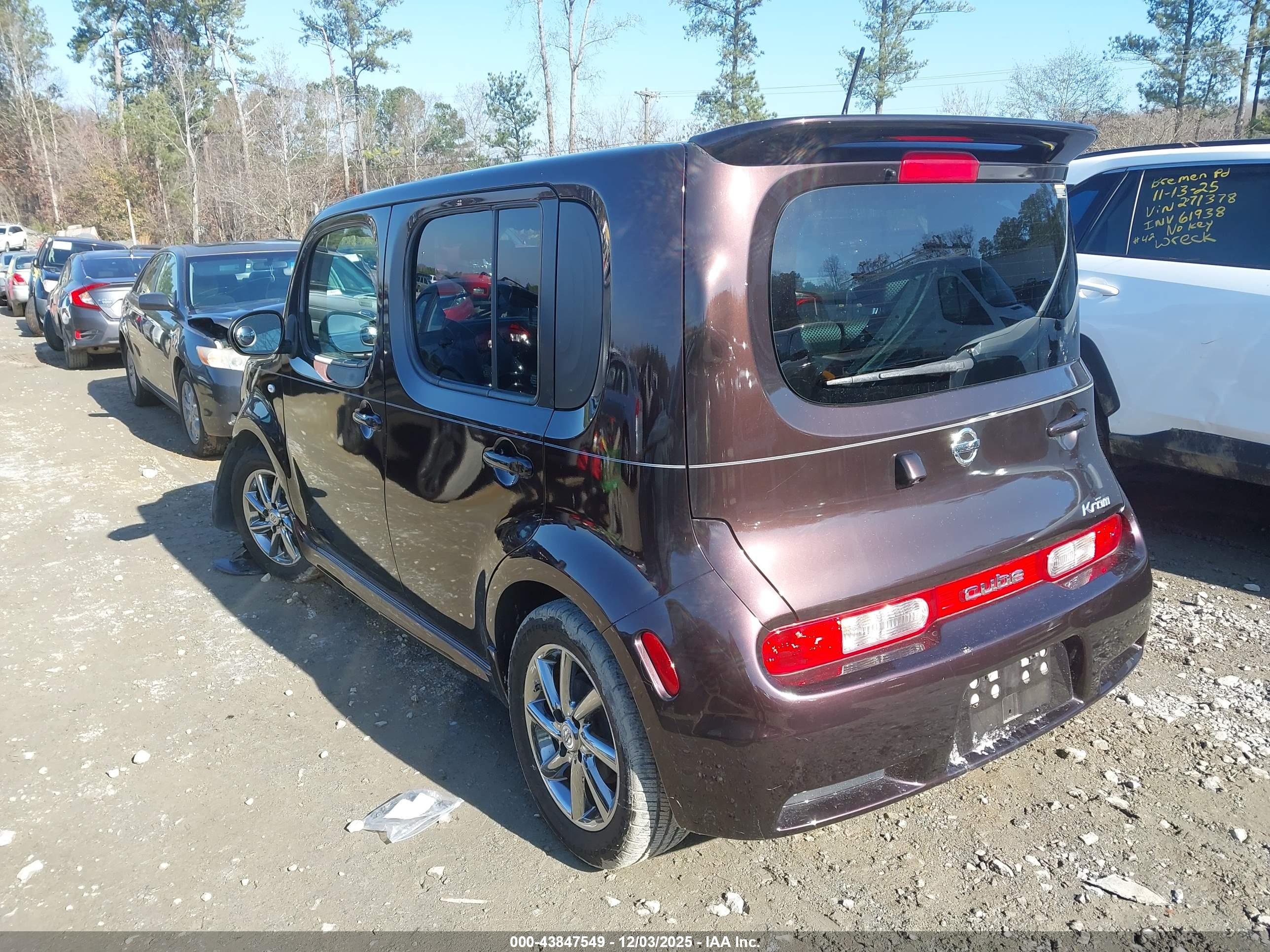 NISSAN CUBE image 3