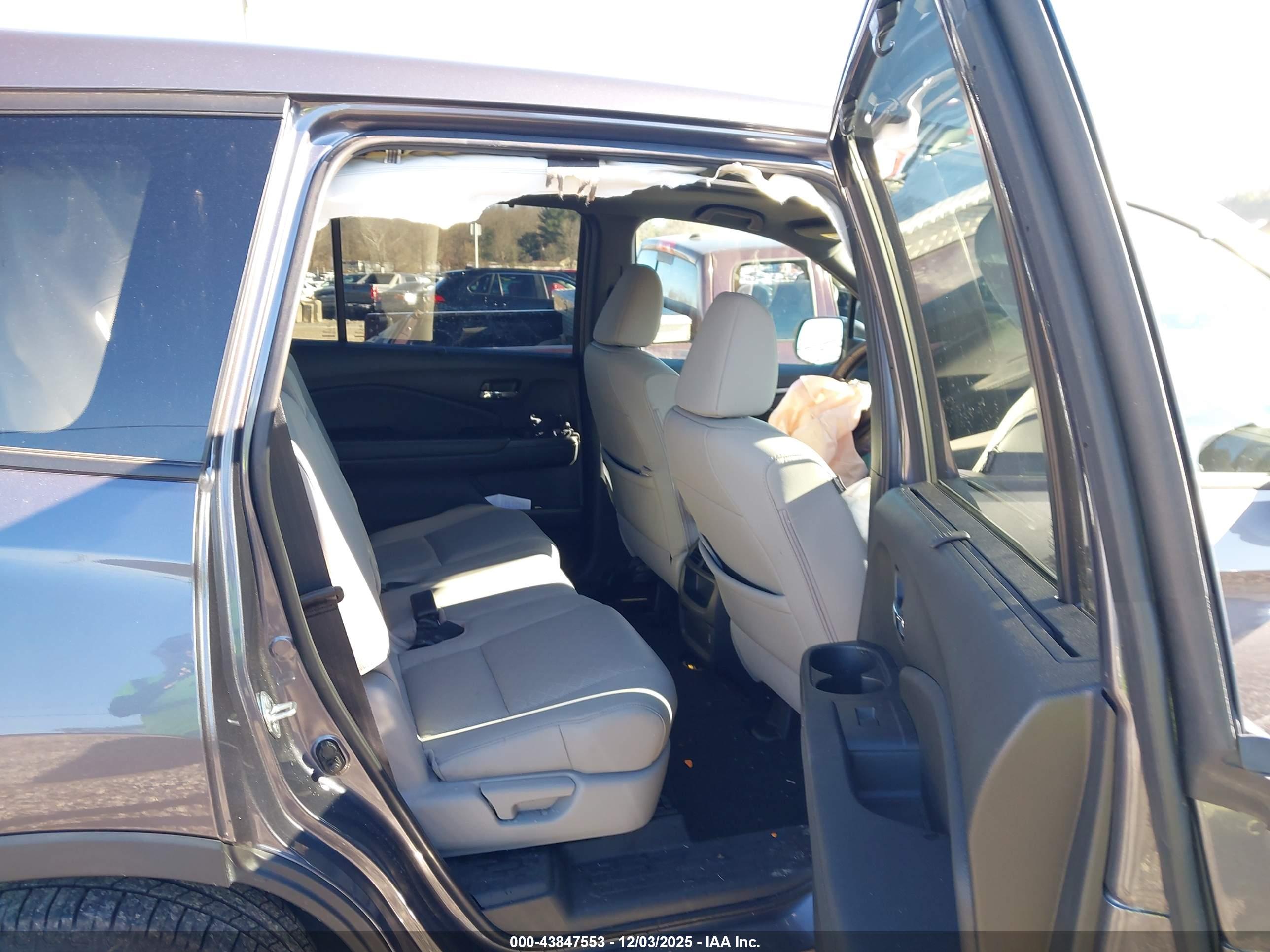 HONDA PASSPORT image 8
