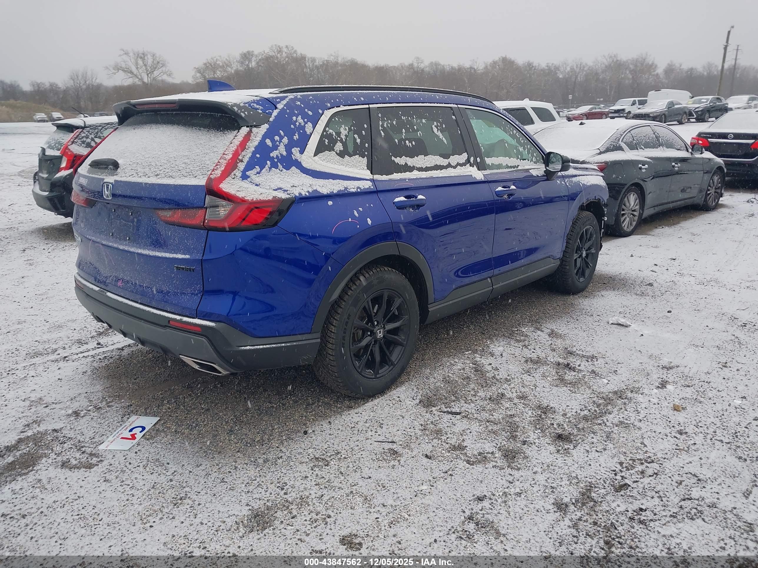 HONDA CR-V image 4