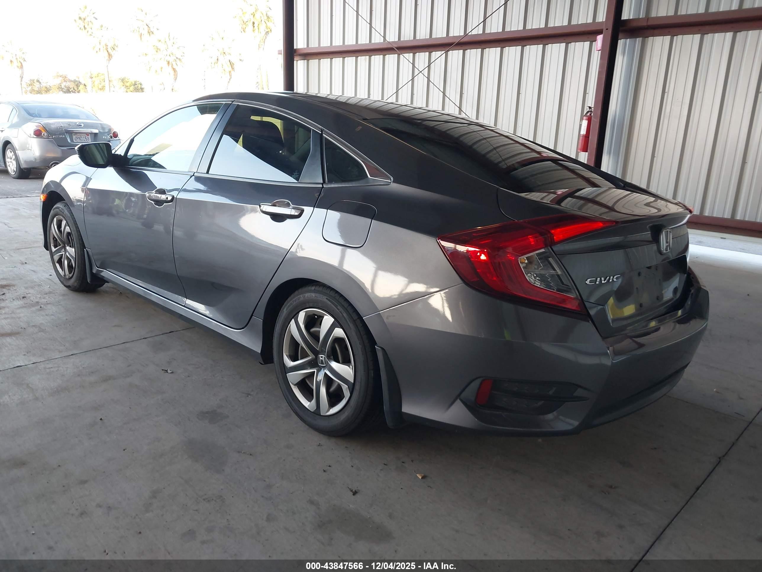 HONDA CIVIC image 3
