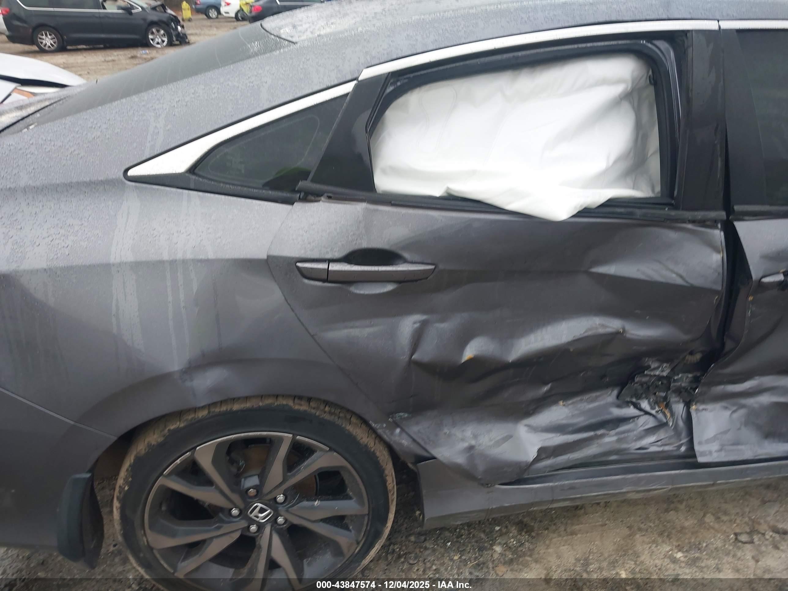 HONDA CIVIC image 6