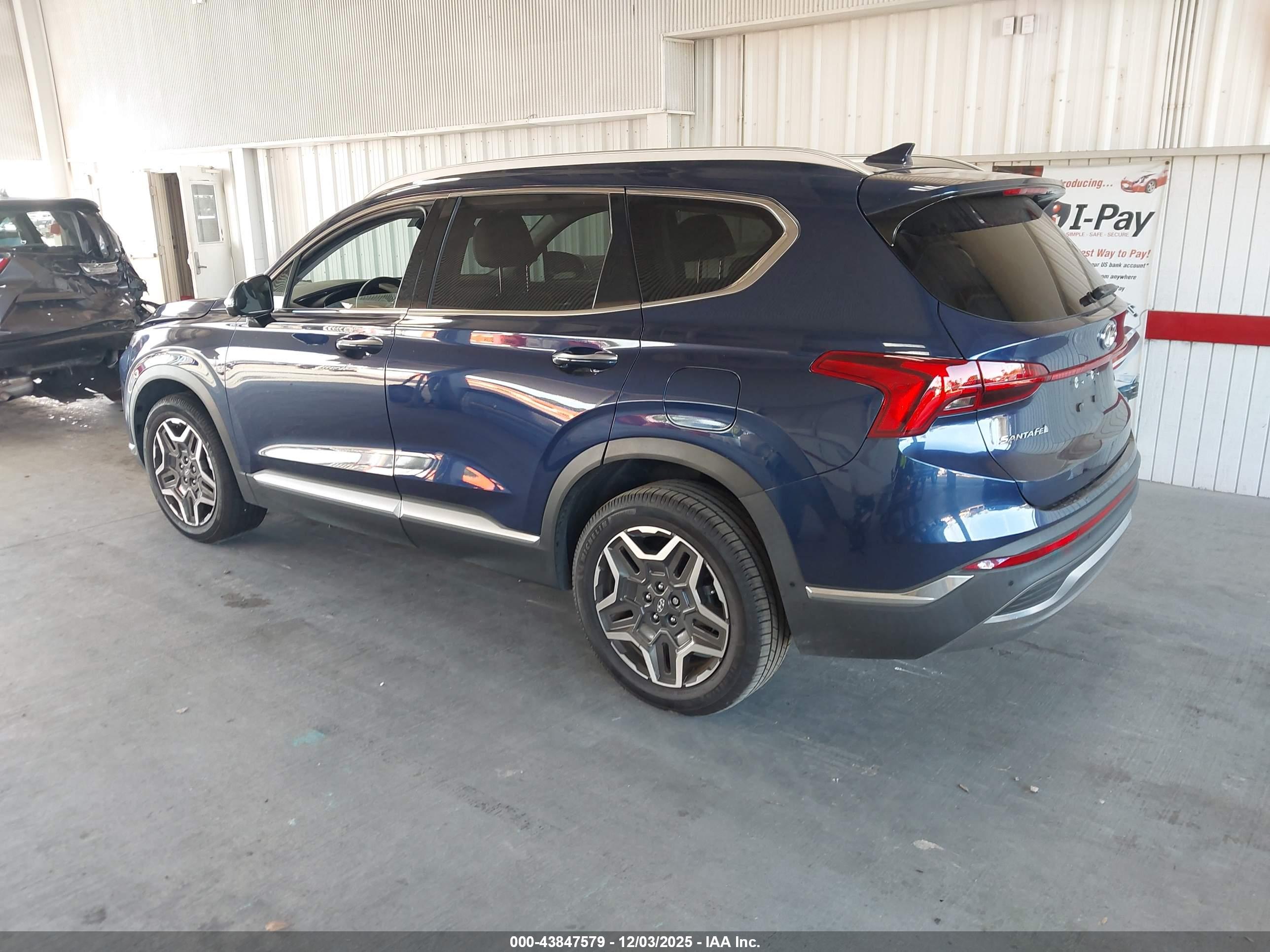 HYUNDAI SANTA image 3
