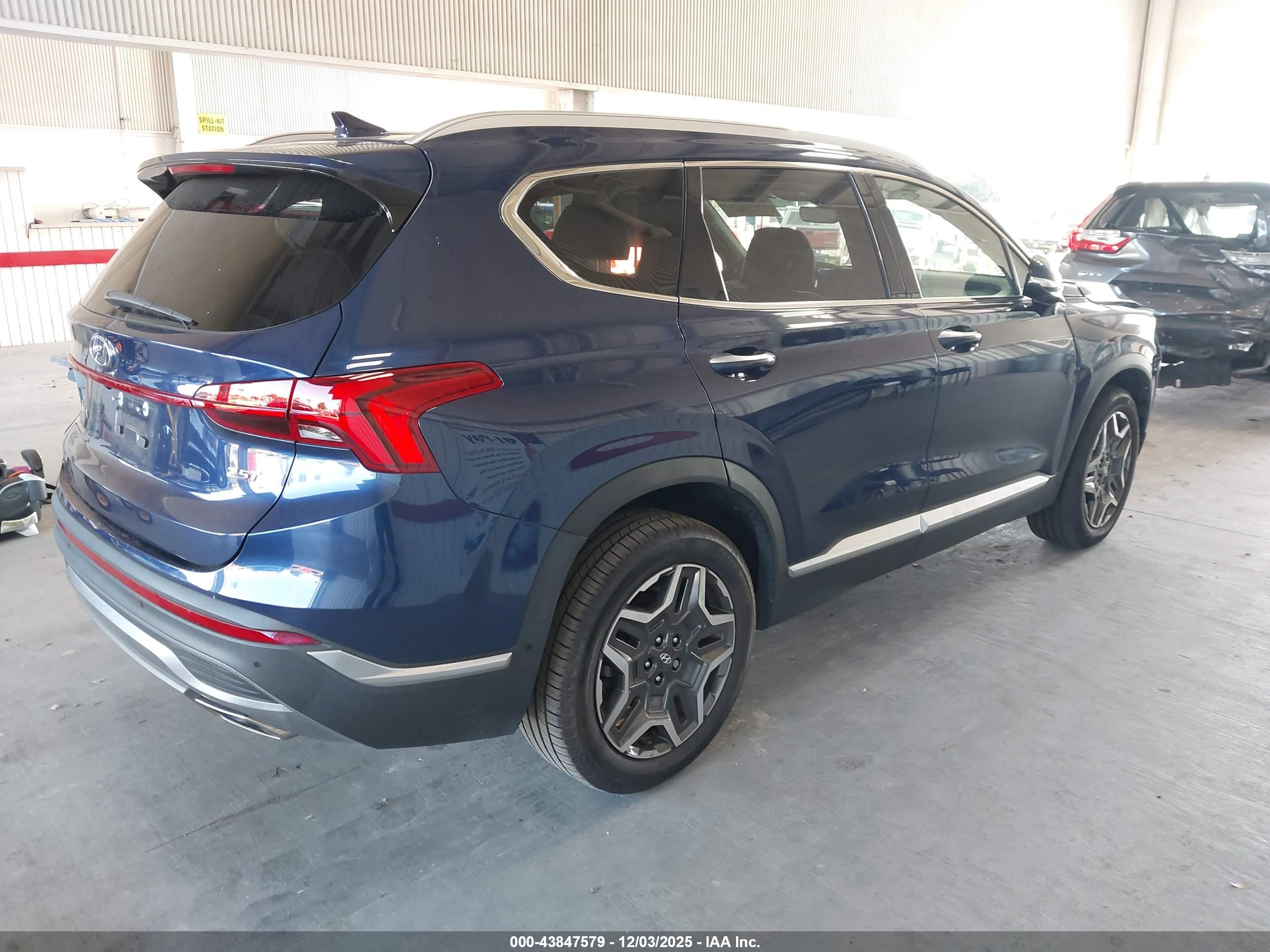 HYUNDAI SANTA image 4