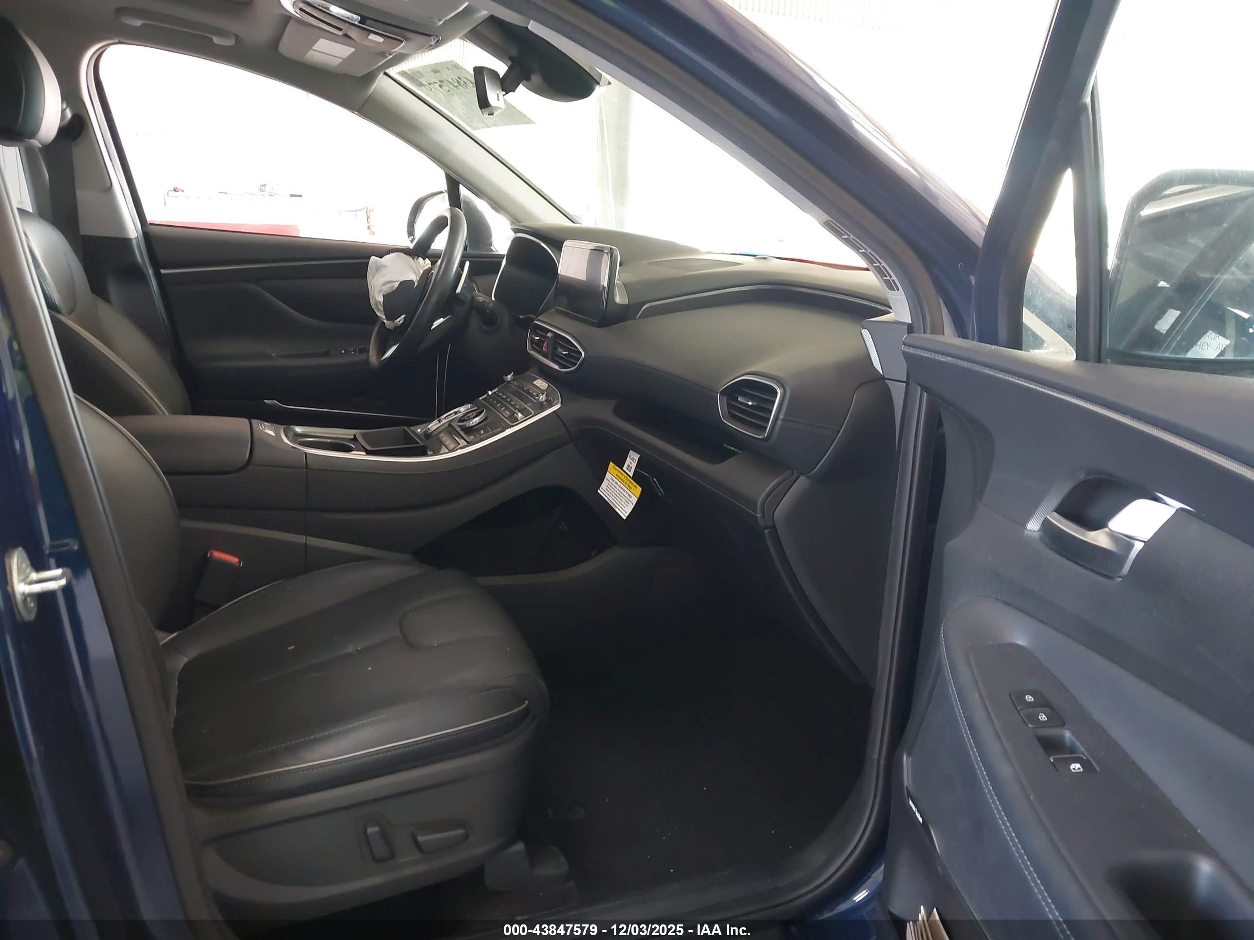 HYUNDAI SANTA image 5