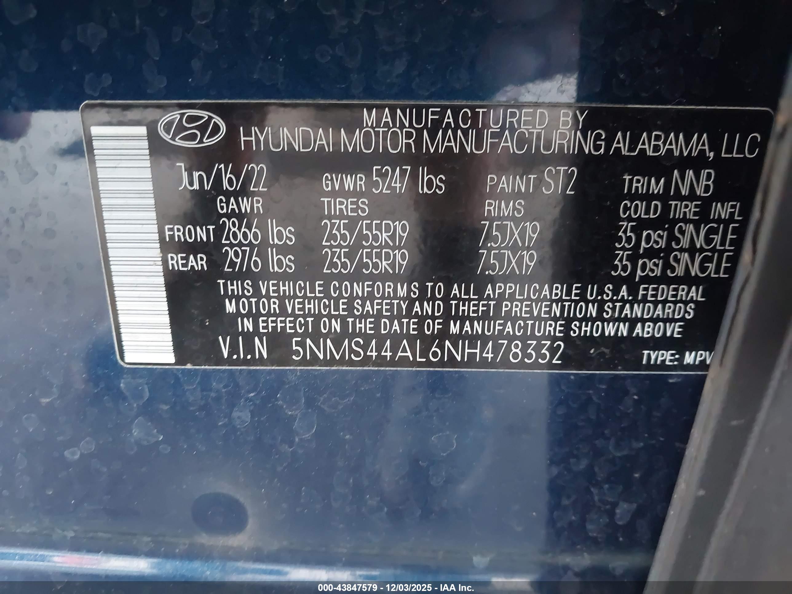 HYUNDAI SANTA image 9