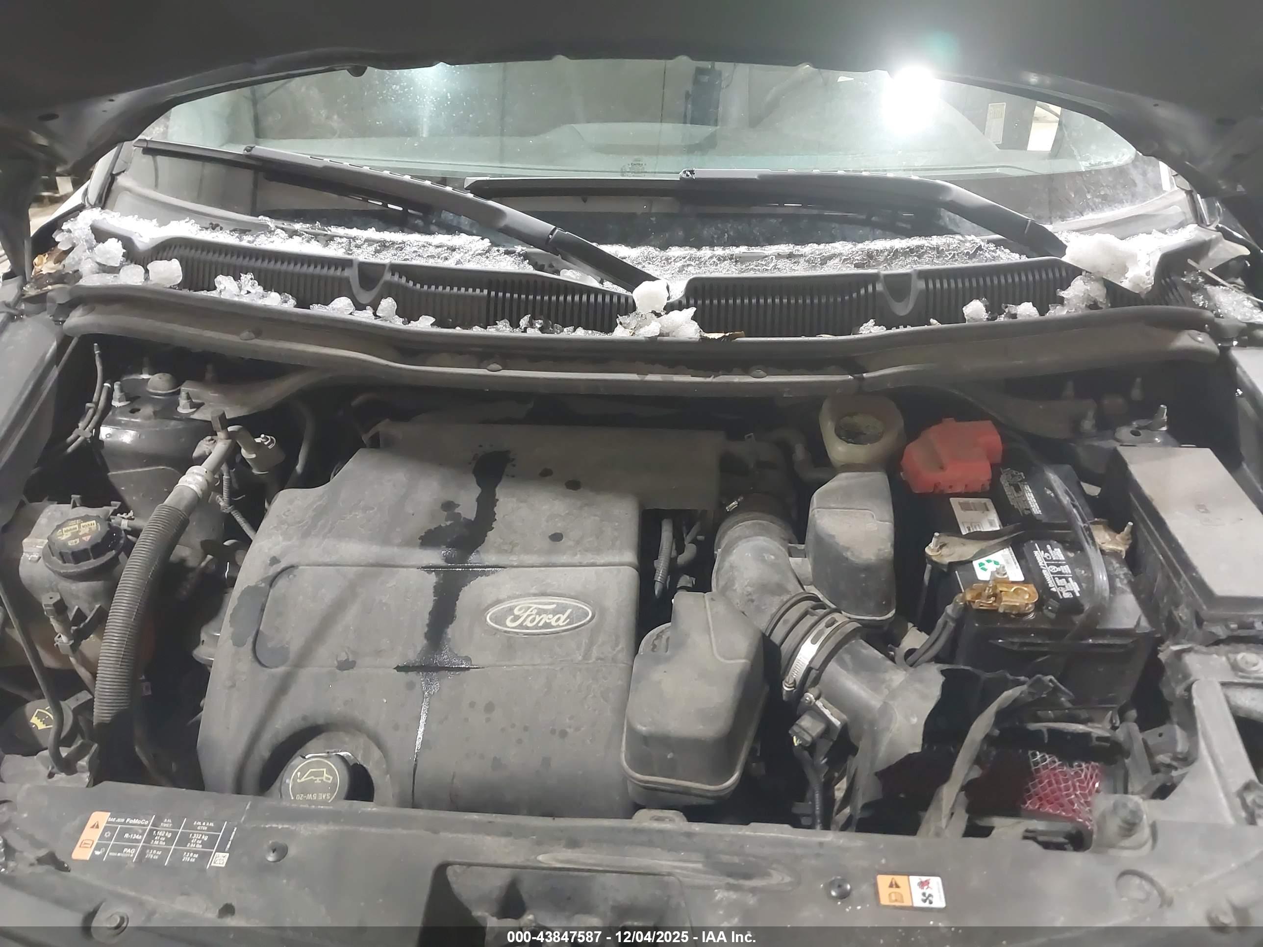 FORD EXPLORER image 10