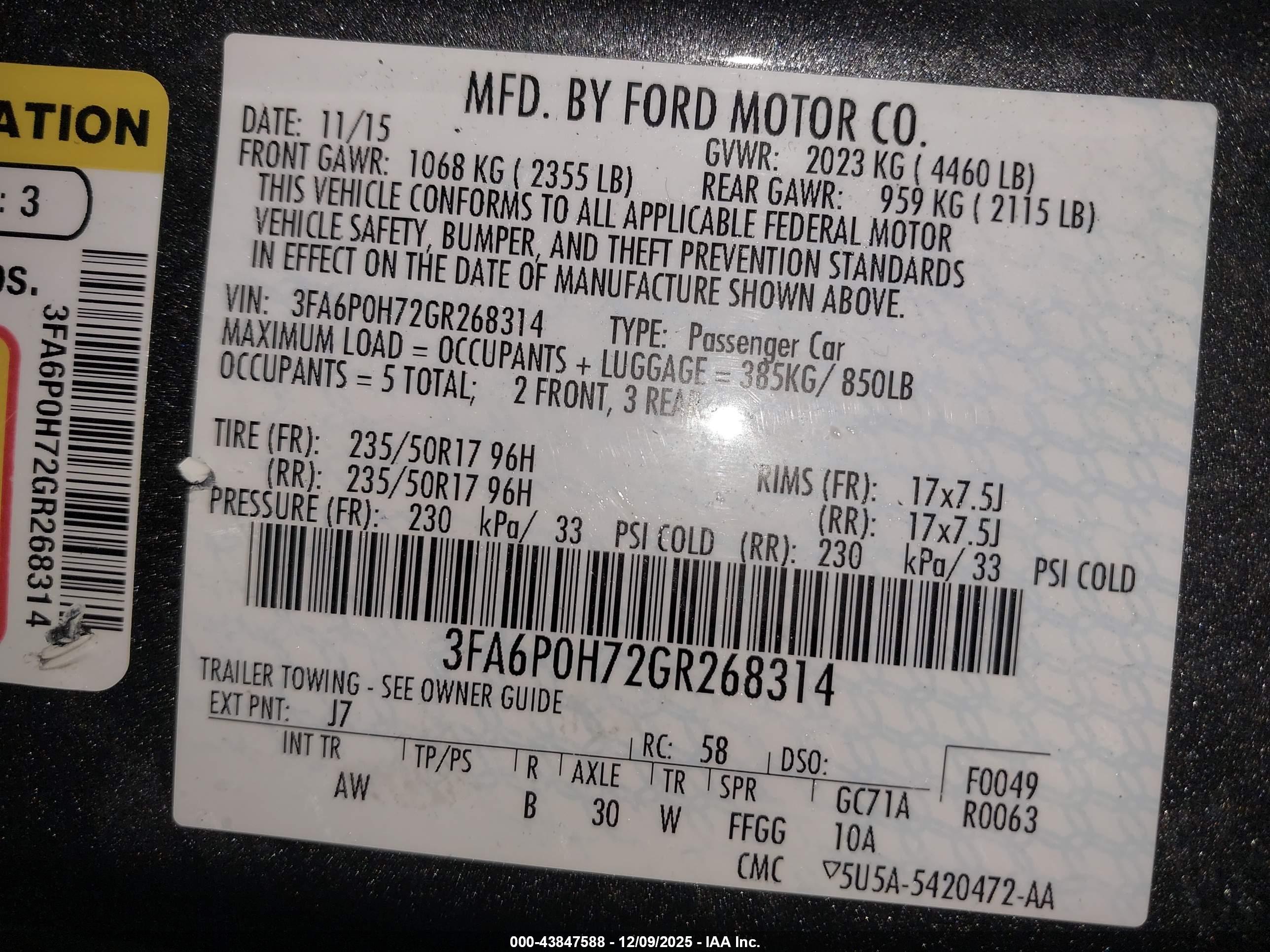 FORD FUSION image 9
