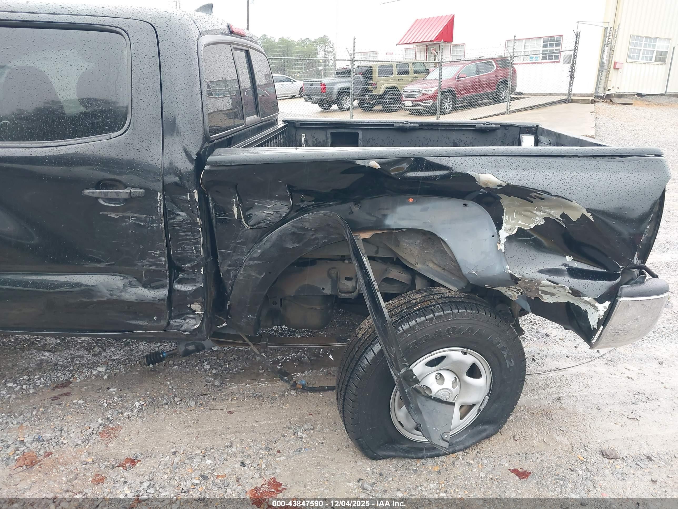 TOYOTA TACOMA image 6