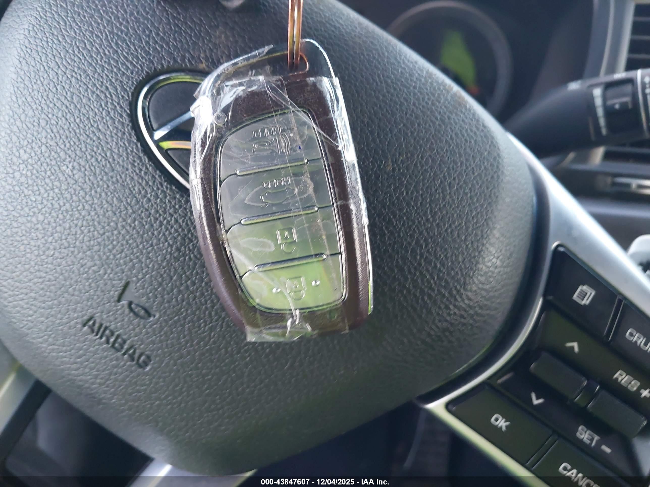 HYUNDAI SONATA image 11