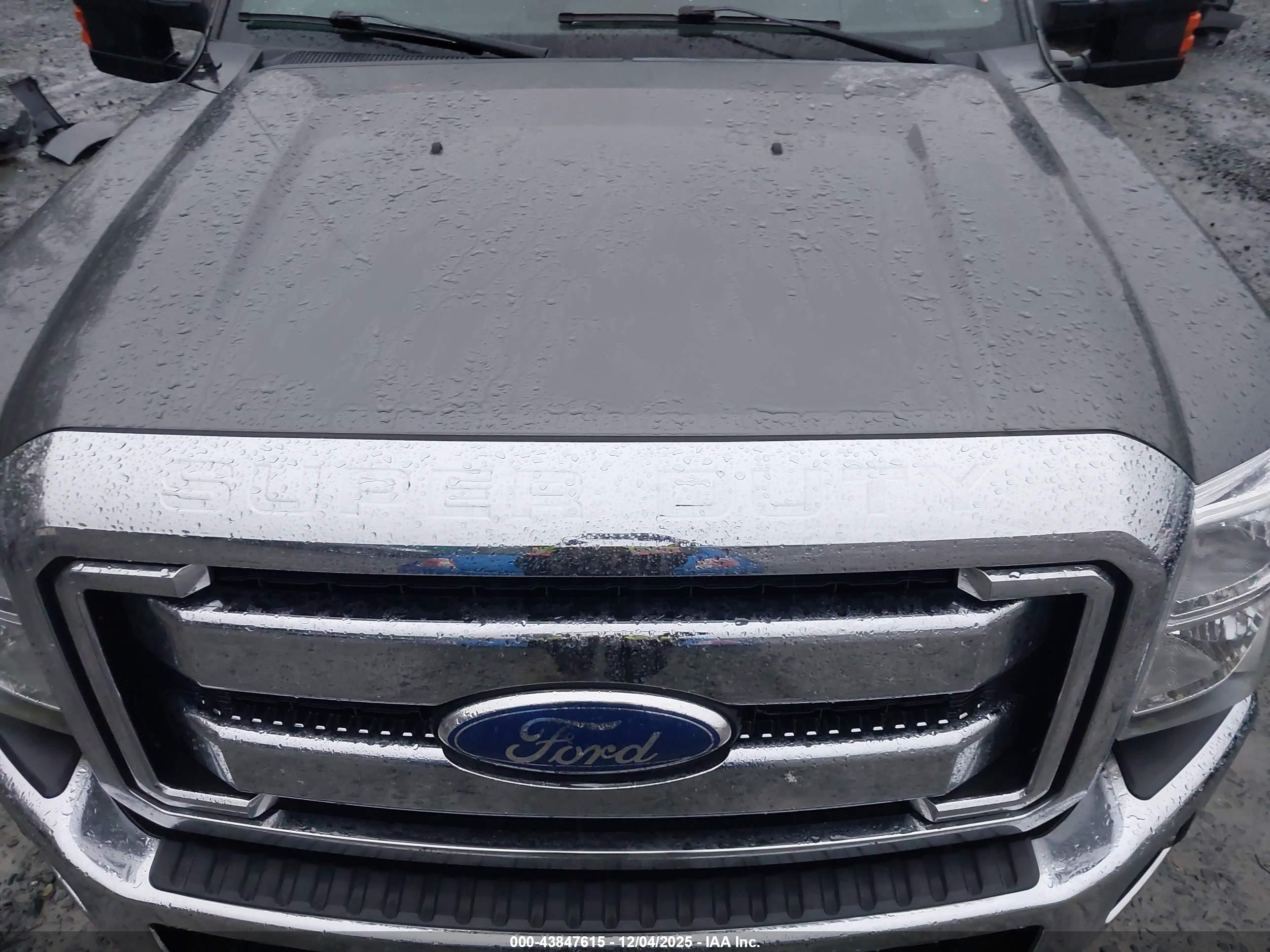 FORD F-250 image 10