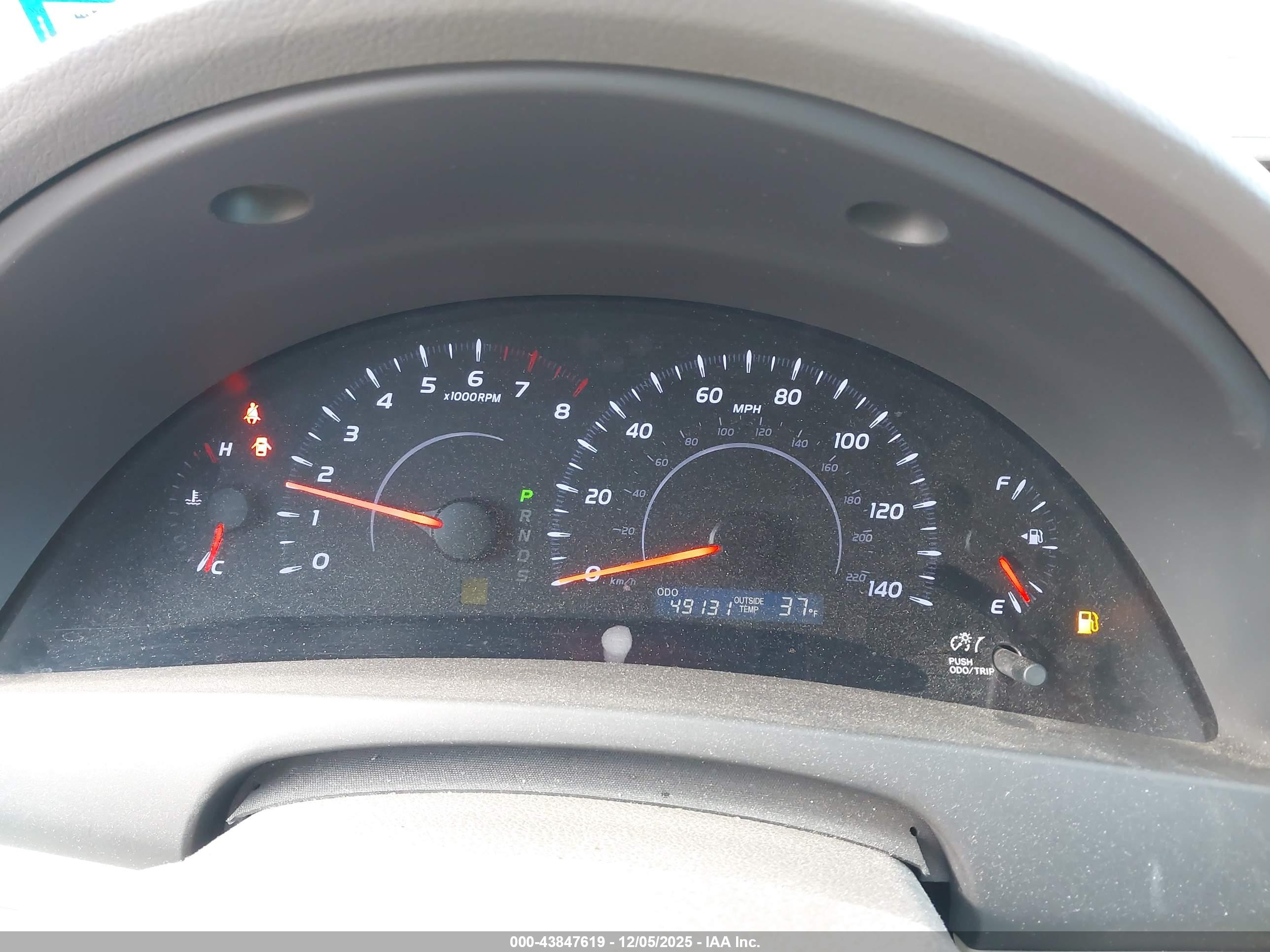 TOYOTA CAMRY image 7