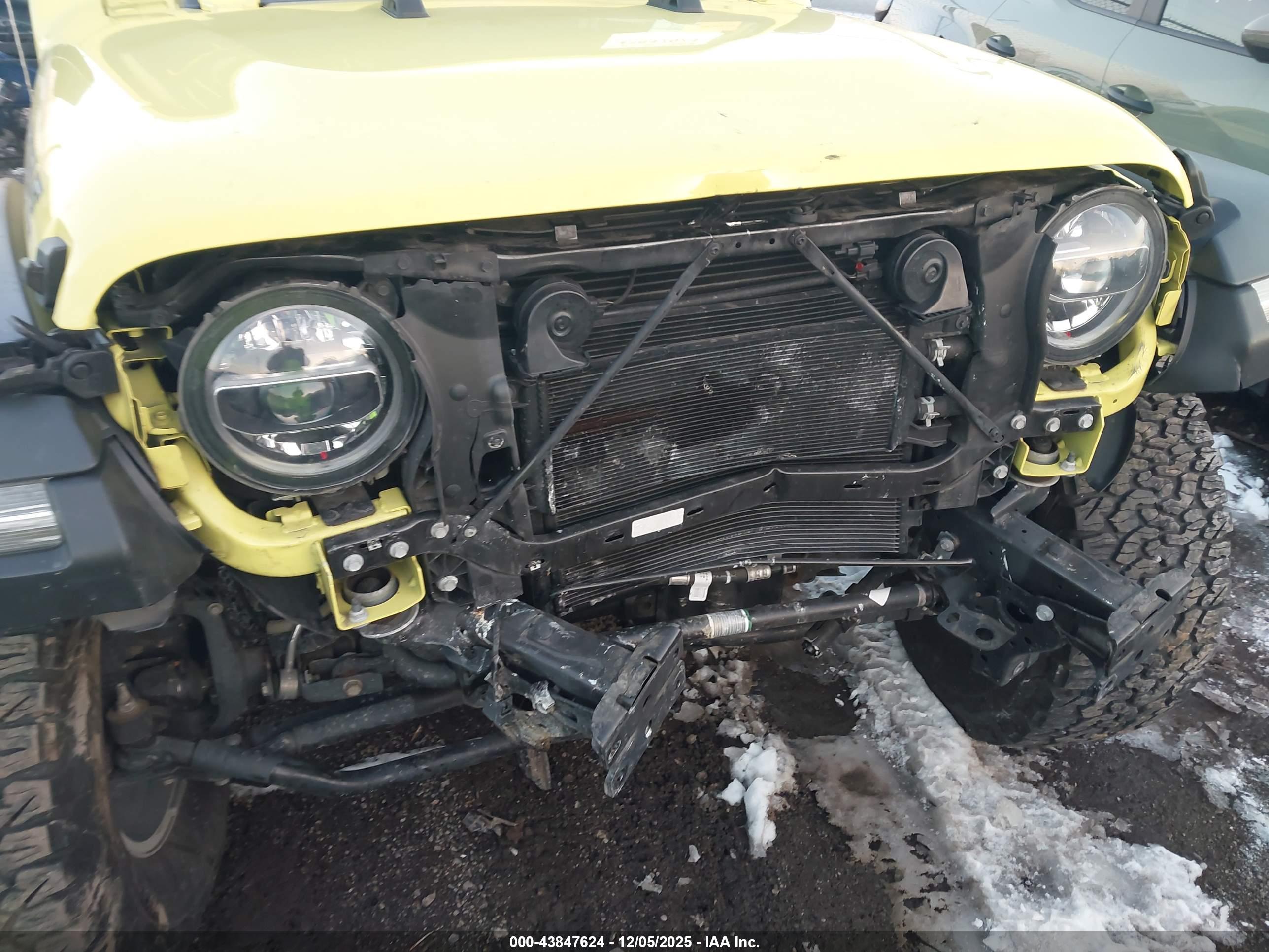 JEEP WRANGLER image 6
