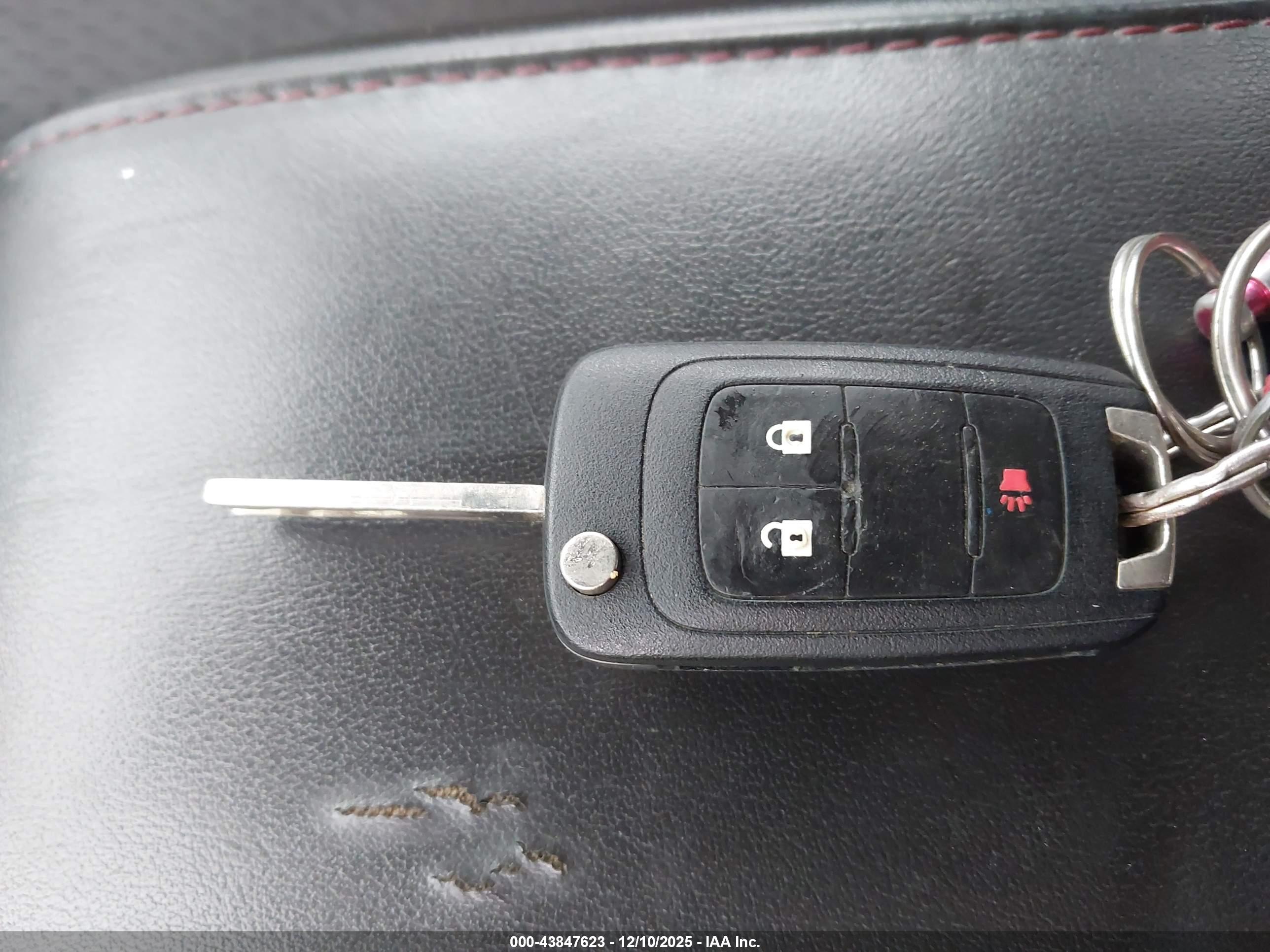 GMC TERRAIN image 11