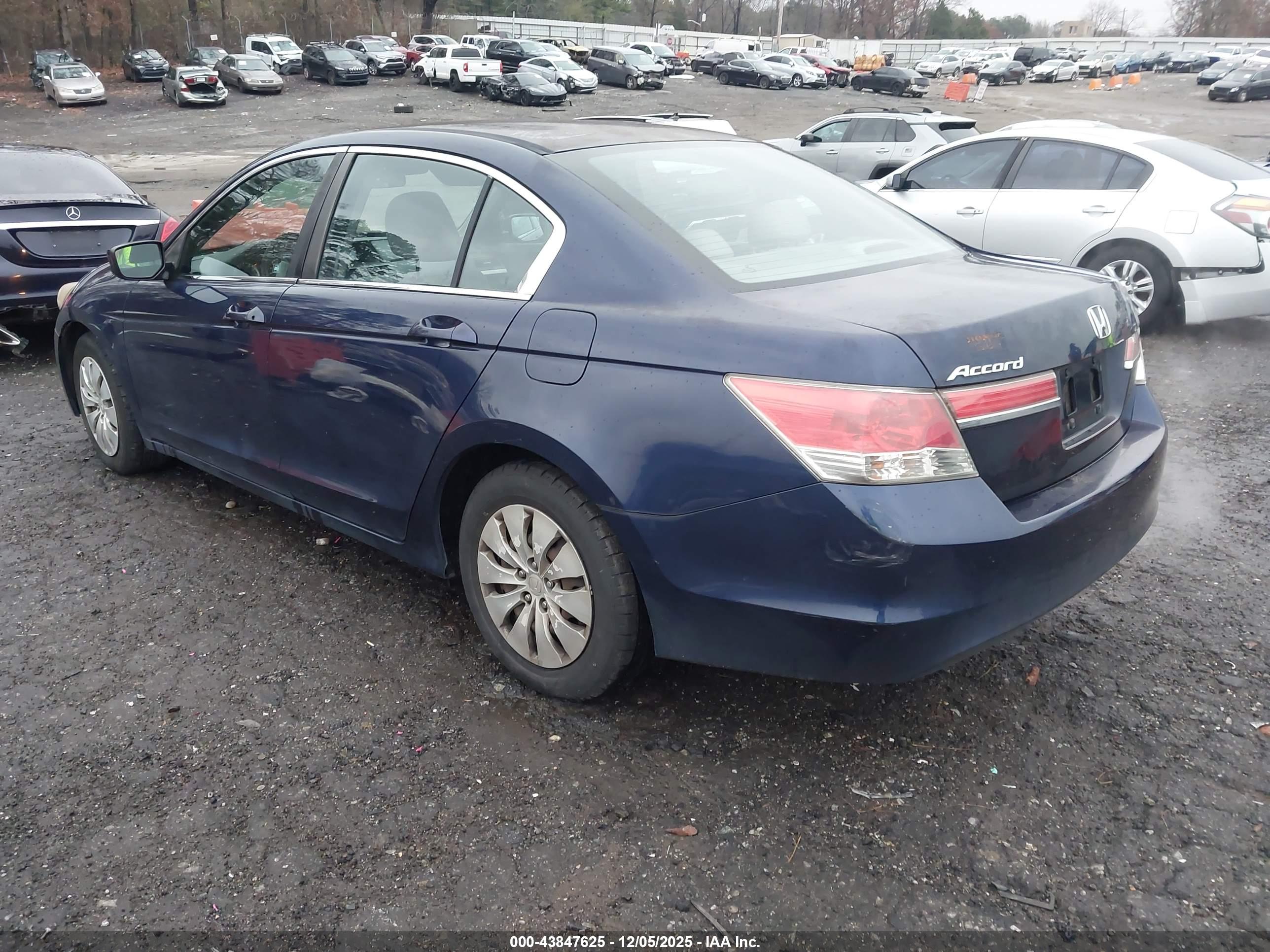 HONDA ACCORD image 3