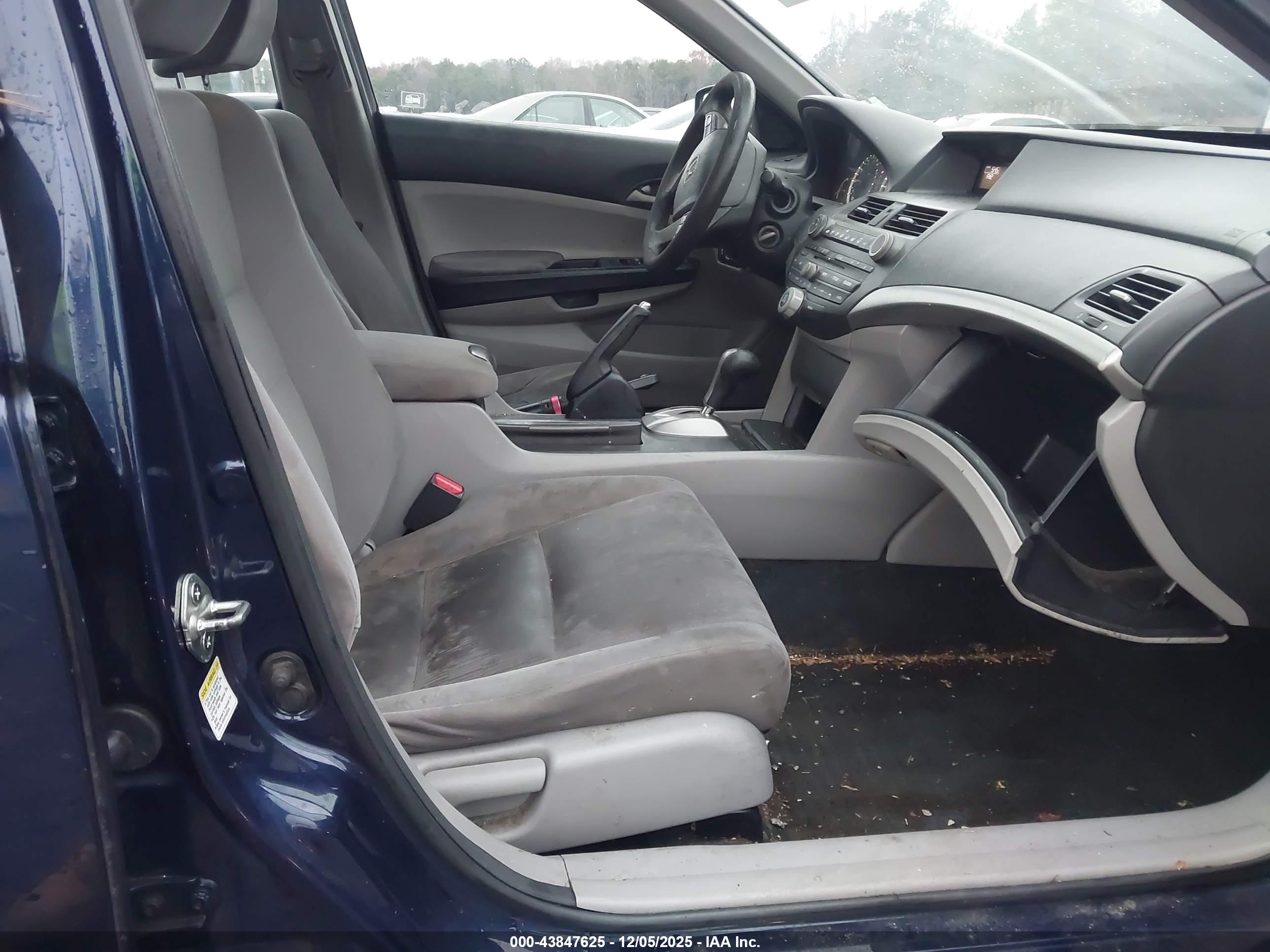 HONDA ACCORD image 5