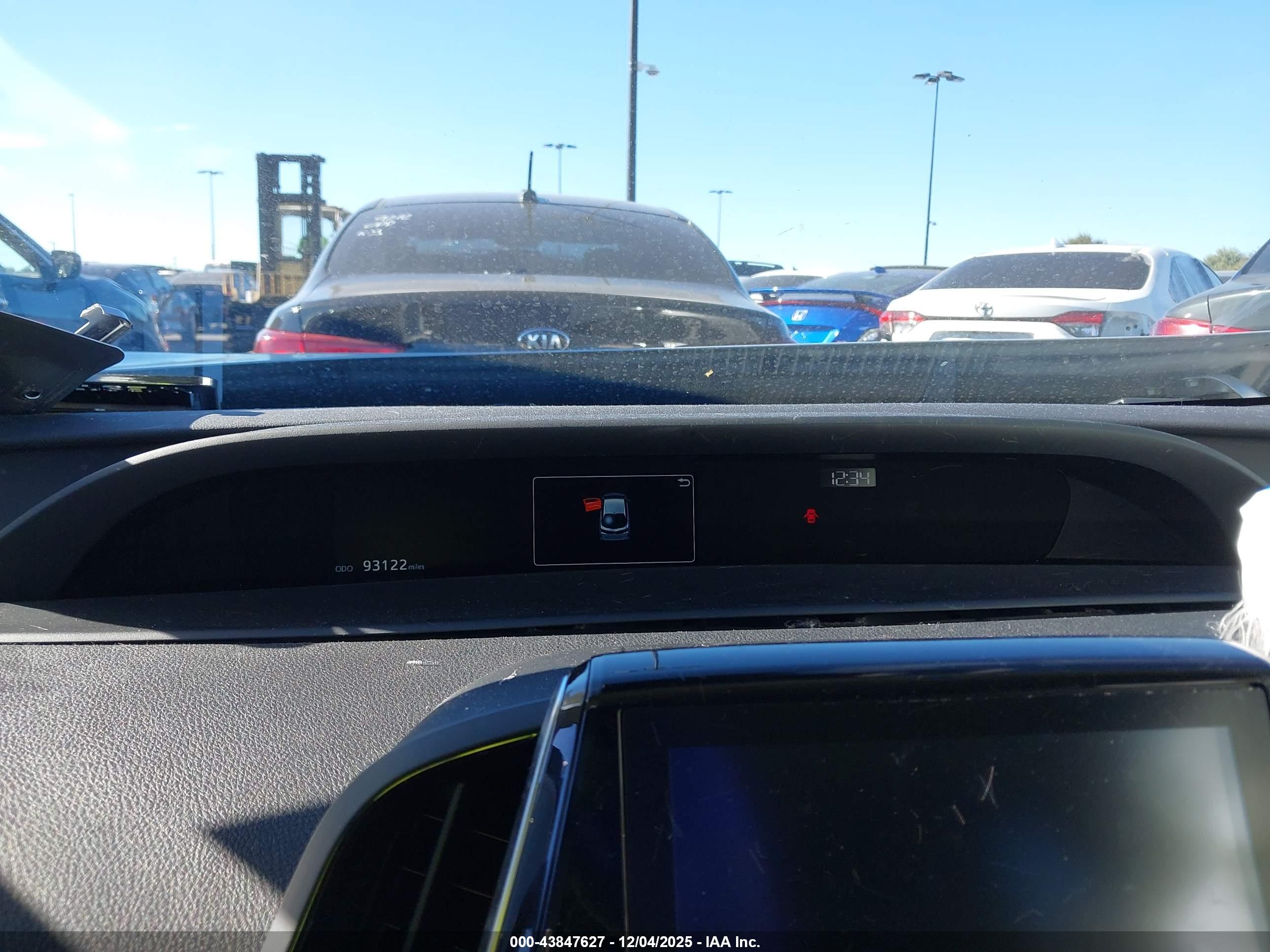 TOYOTA PRIUS image 7