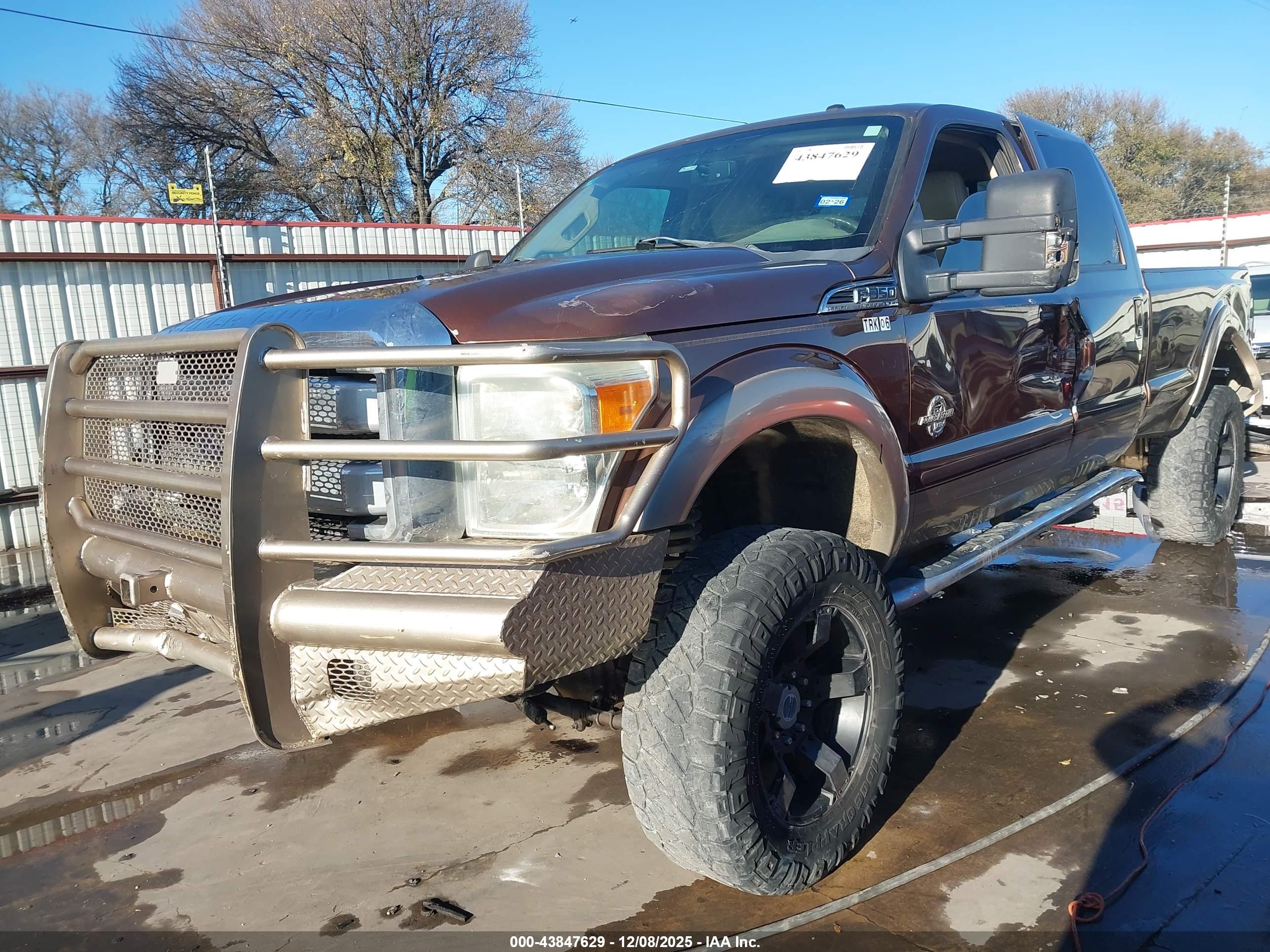 FORD F-350 image 2
