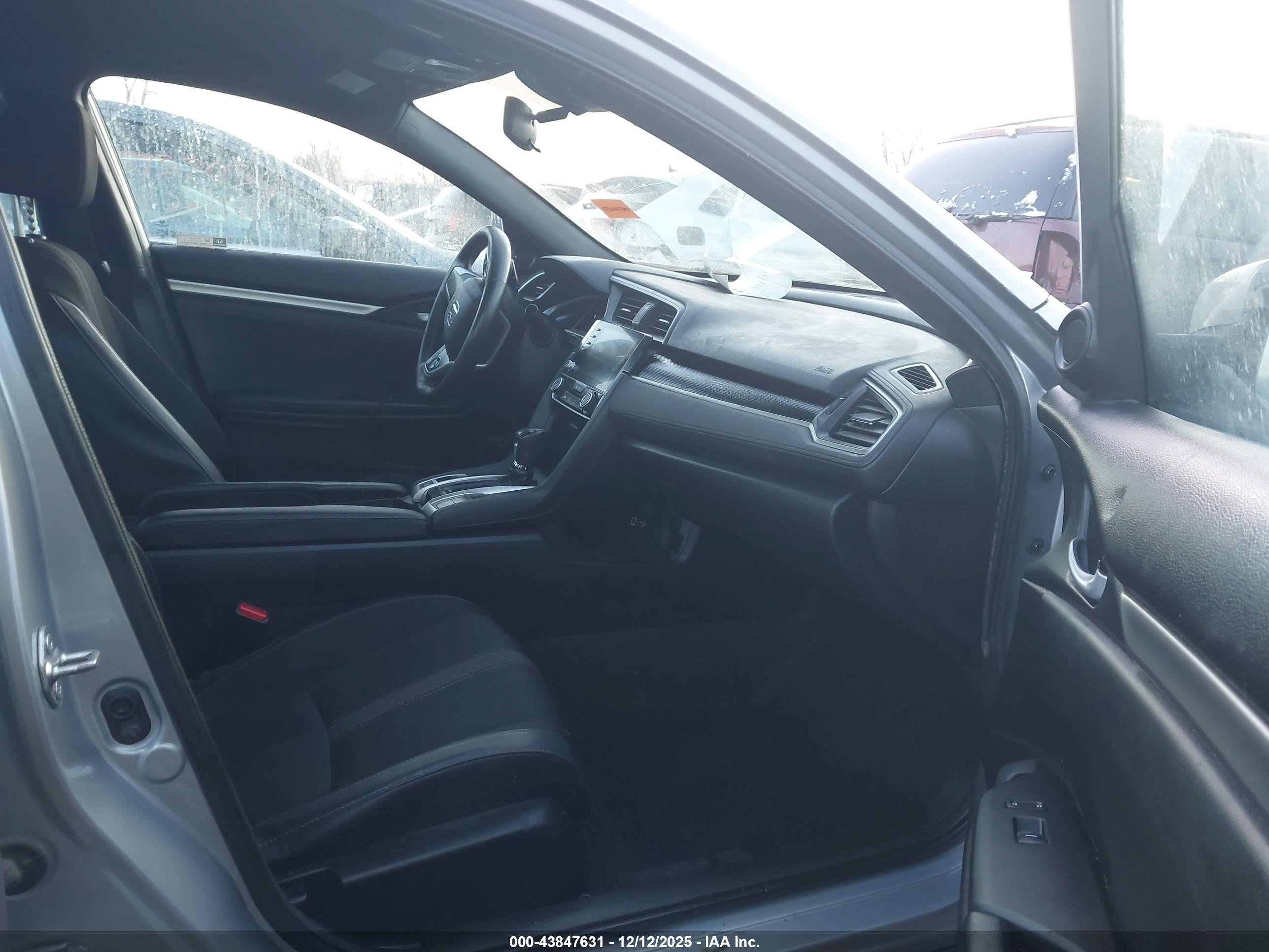 HONDA CIVIC image 5
