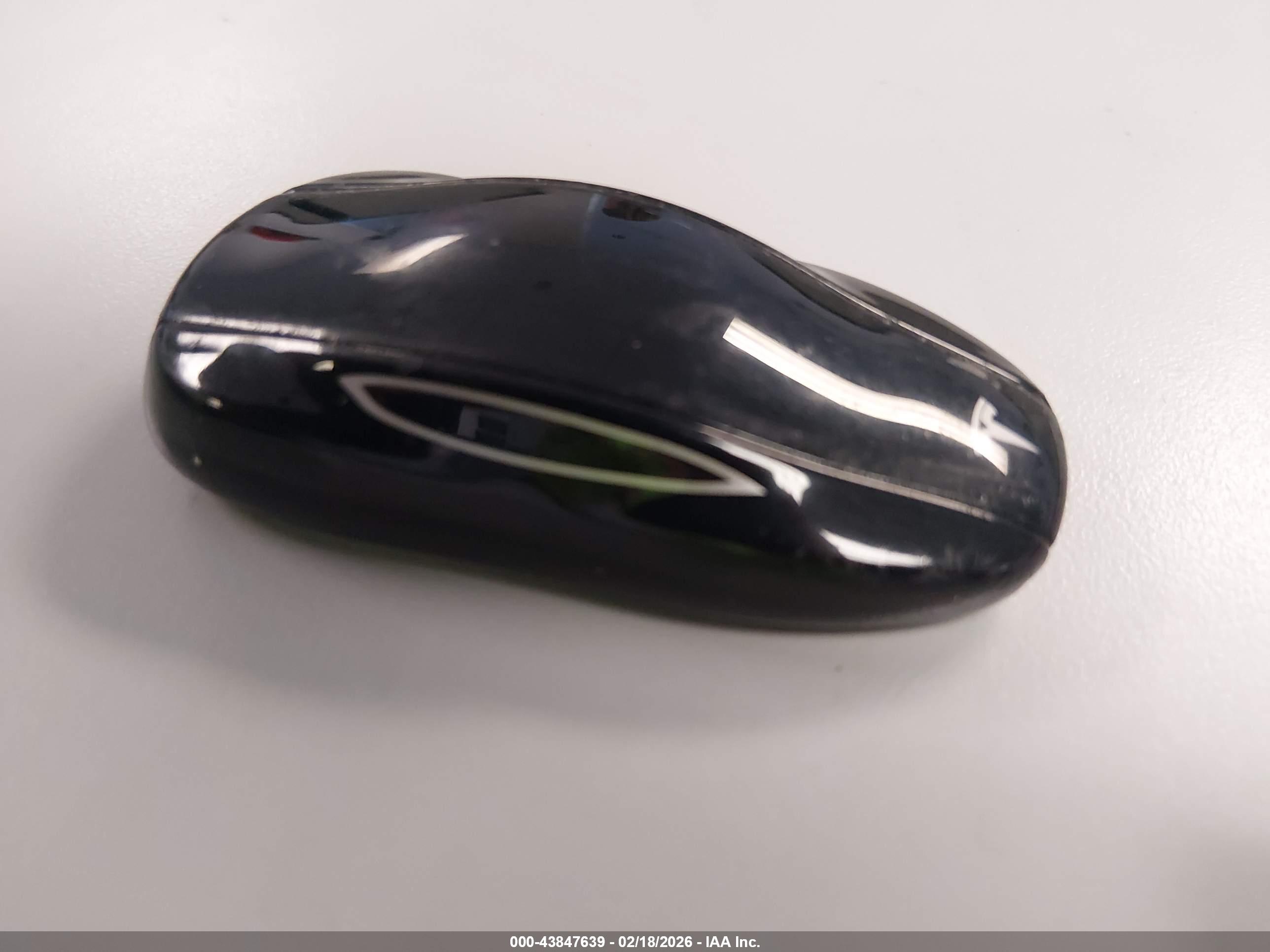 TESLA MODEL image 11