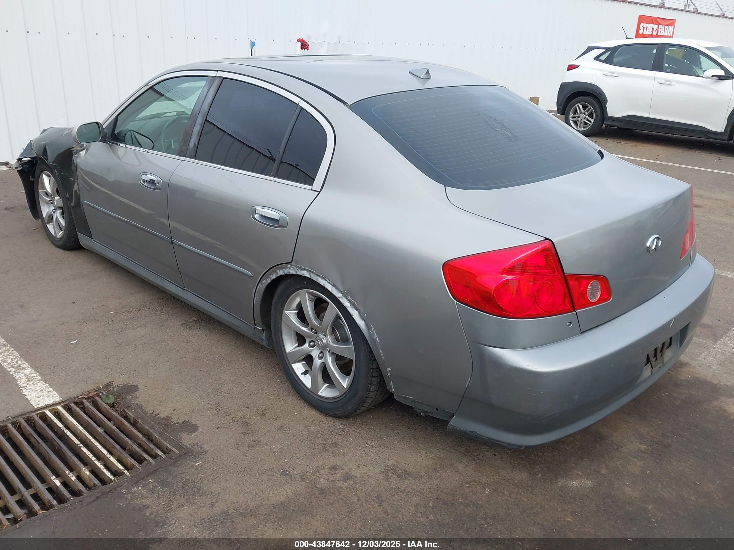 INFINITI G35 image 3