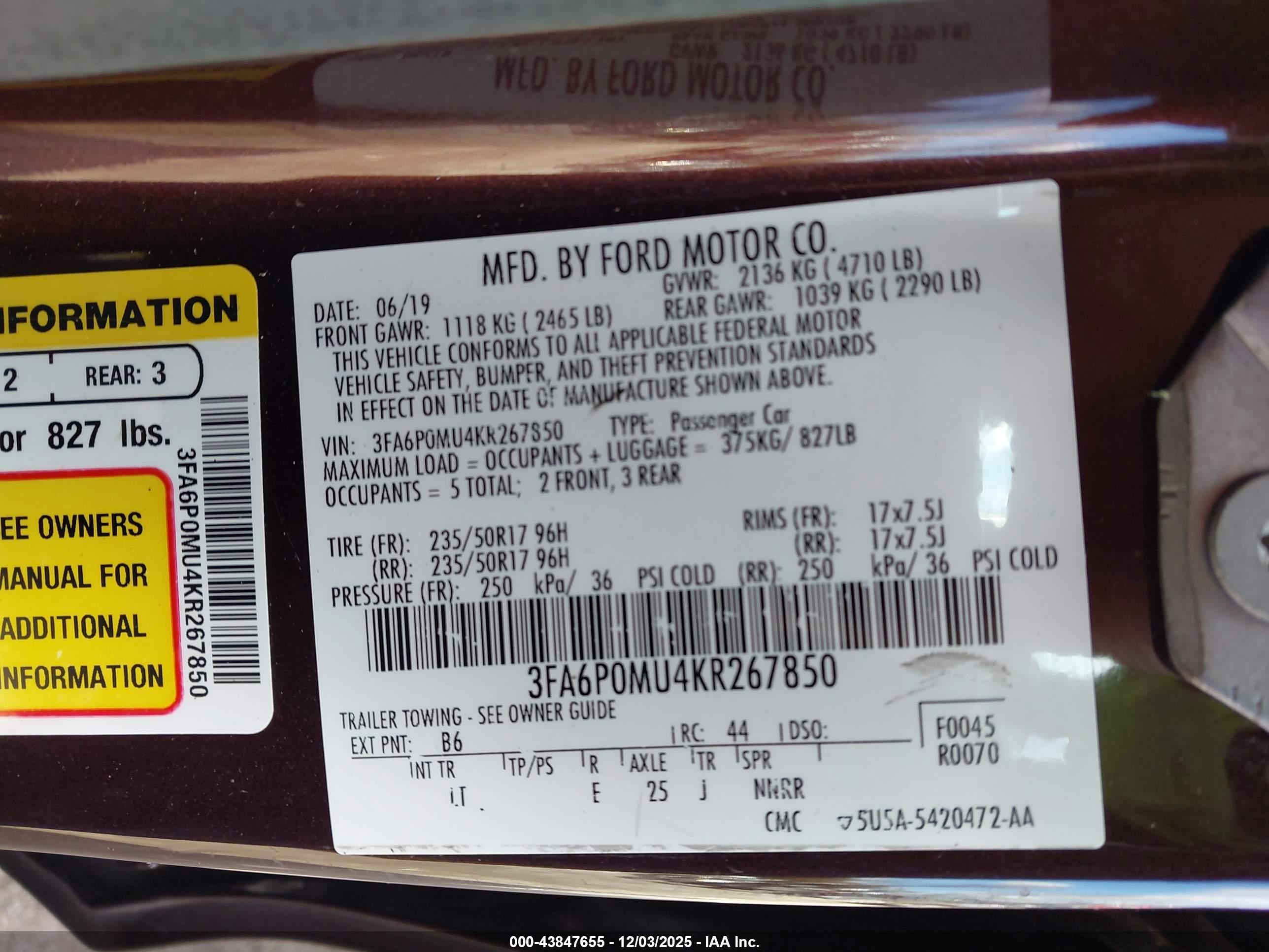 FORD FUSION image 9