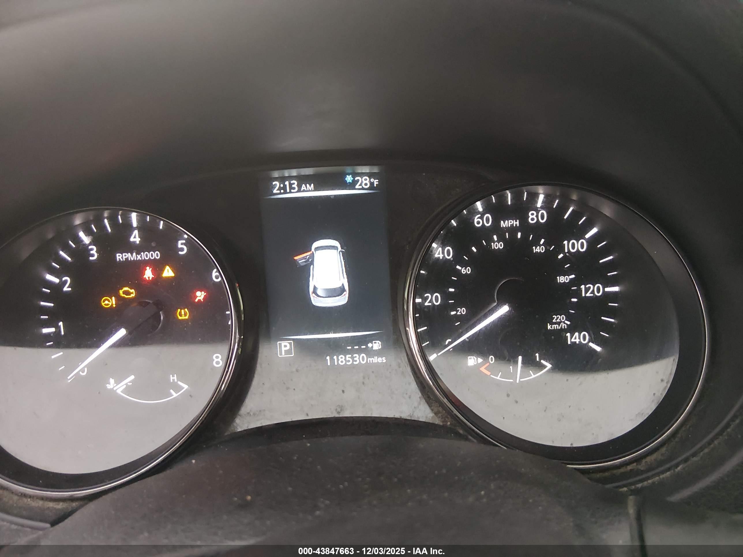 NISSAN ROGUE image 7