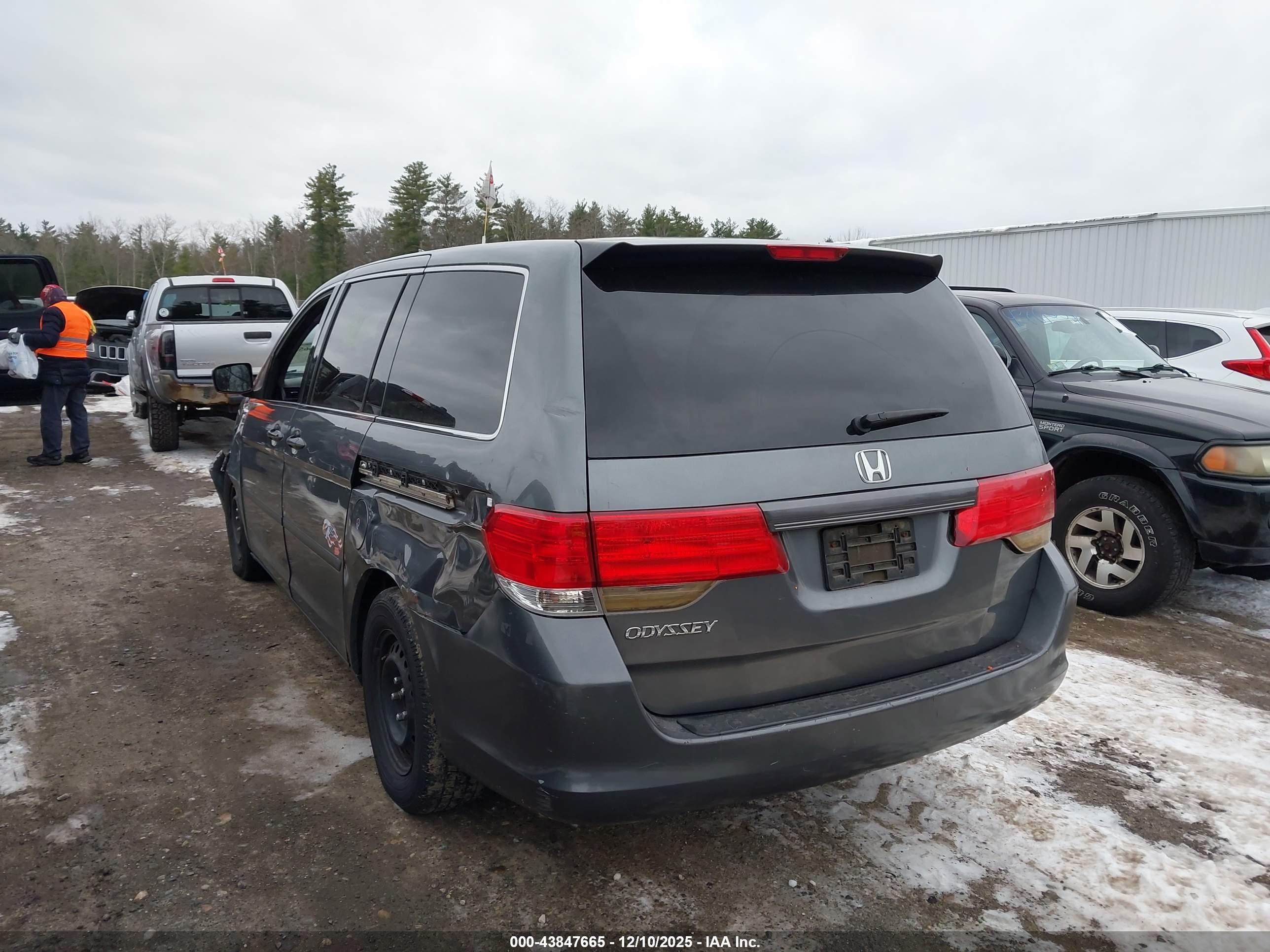 HONDA ODYSSEY image 3