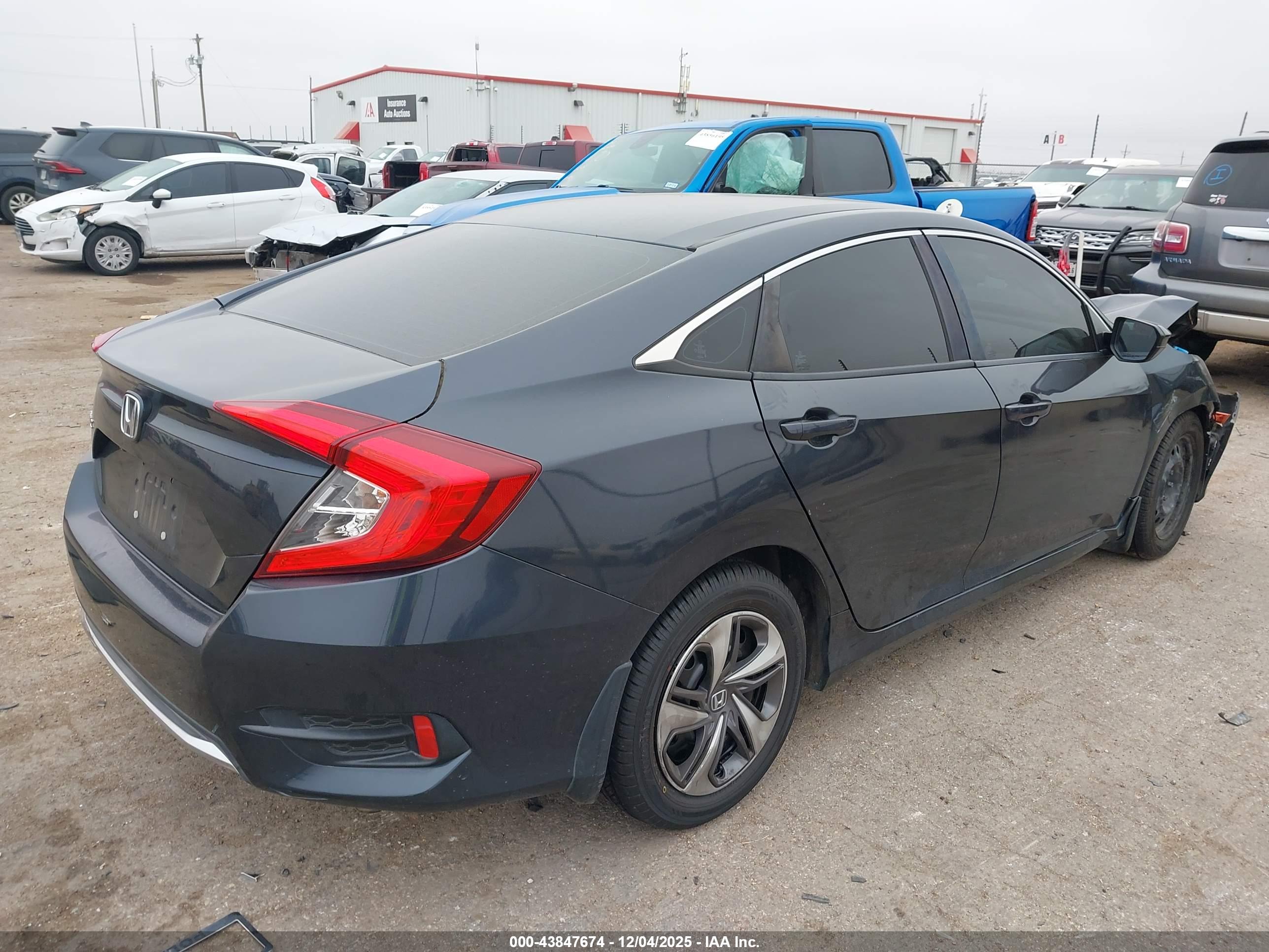 HONDA CIVIC image 4