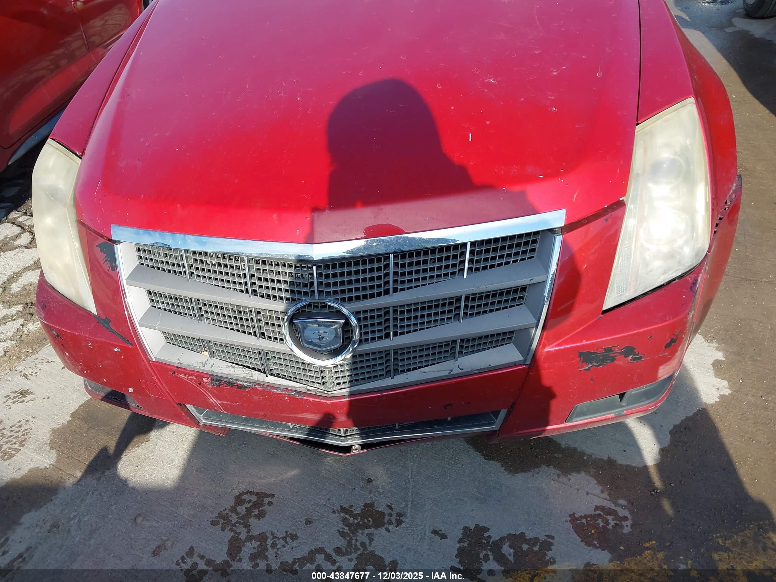 CADILLAC CTS image 6