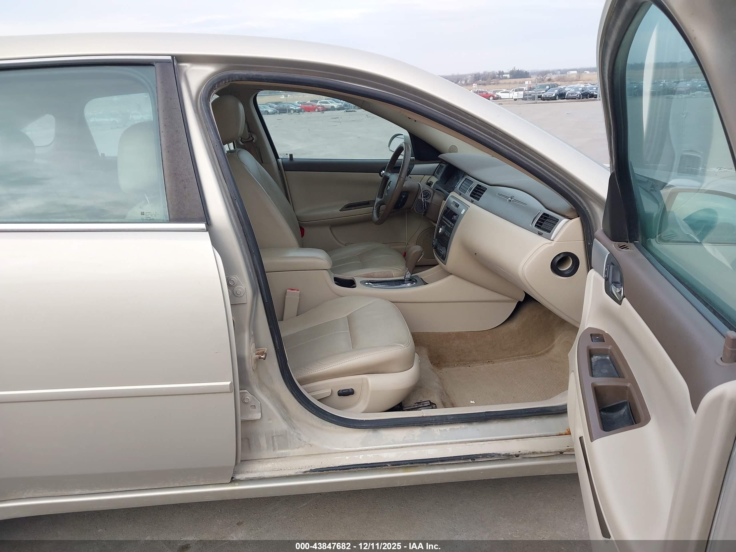 CHEVROLET IMPALA image 5
