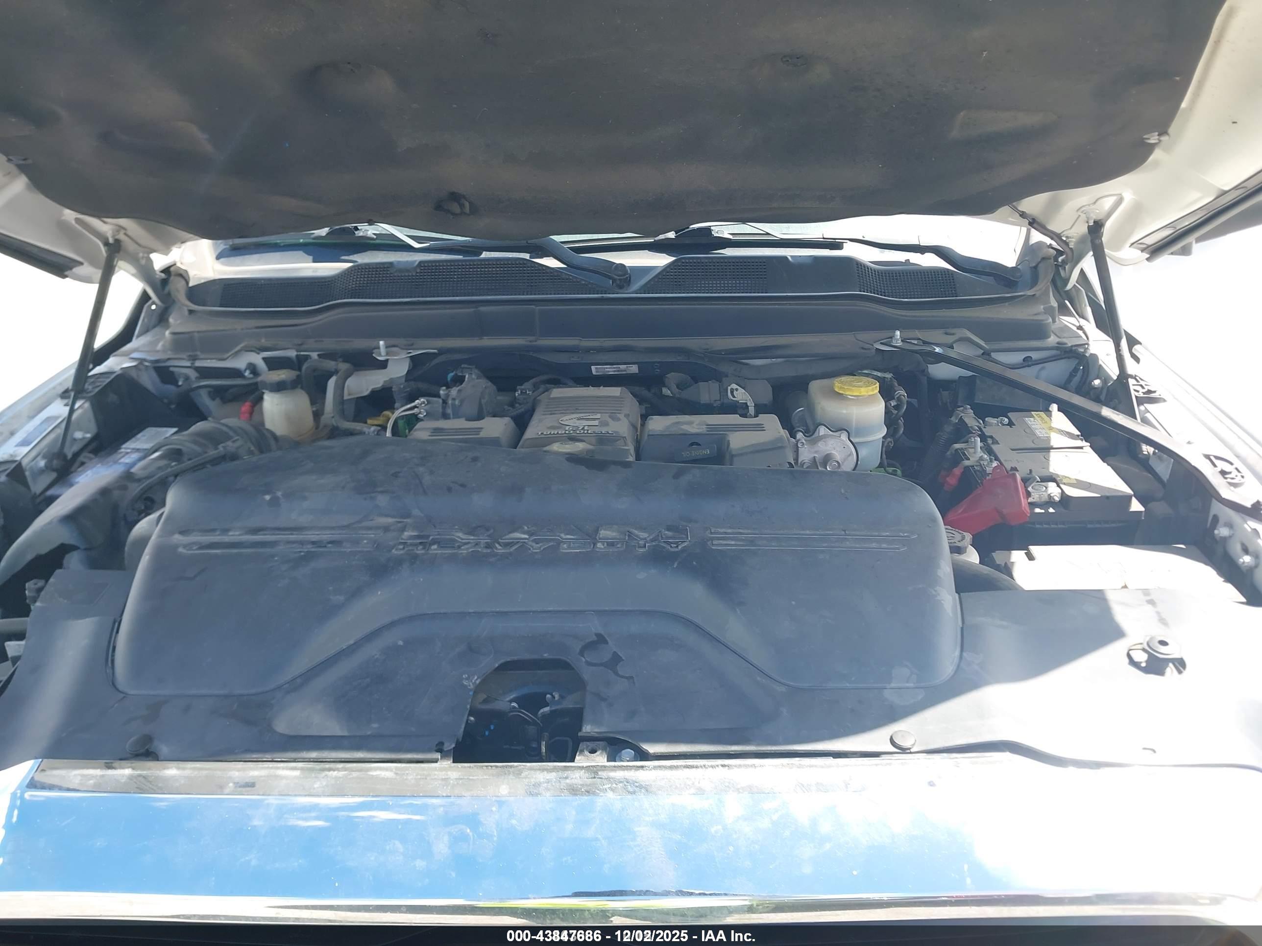 RAM 2500 image 10