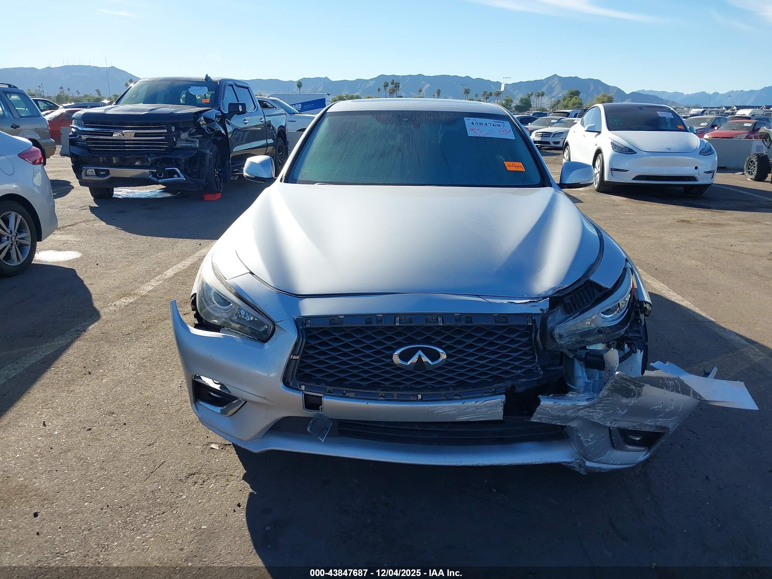 INFINITI Q50 image 6