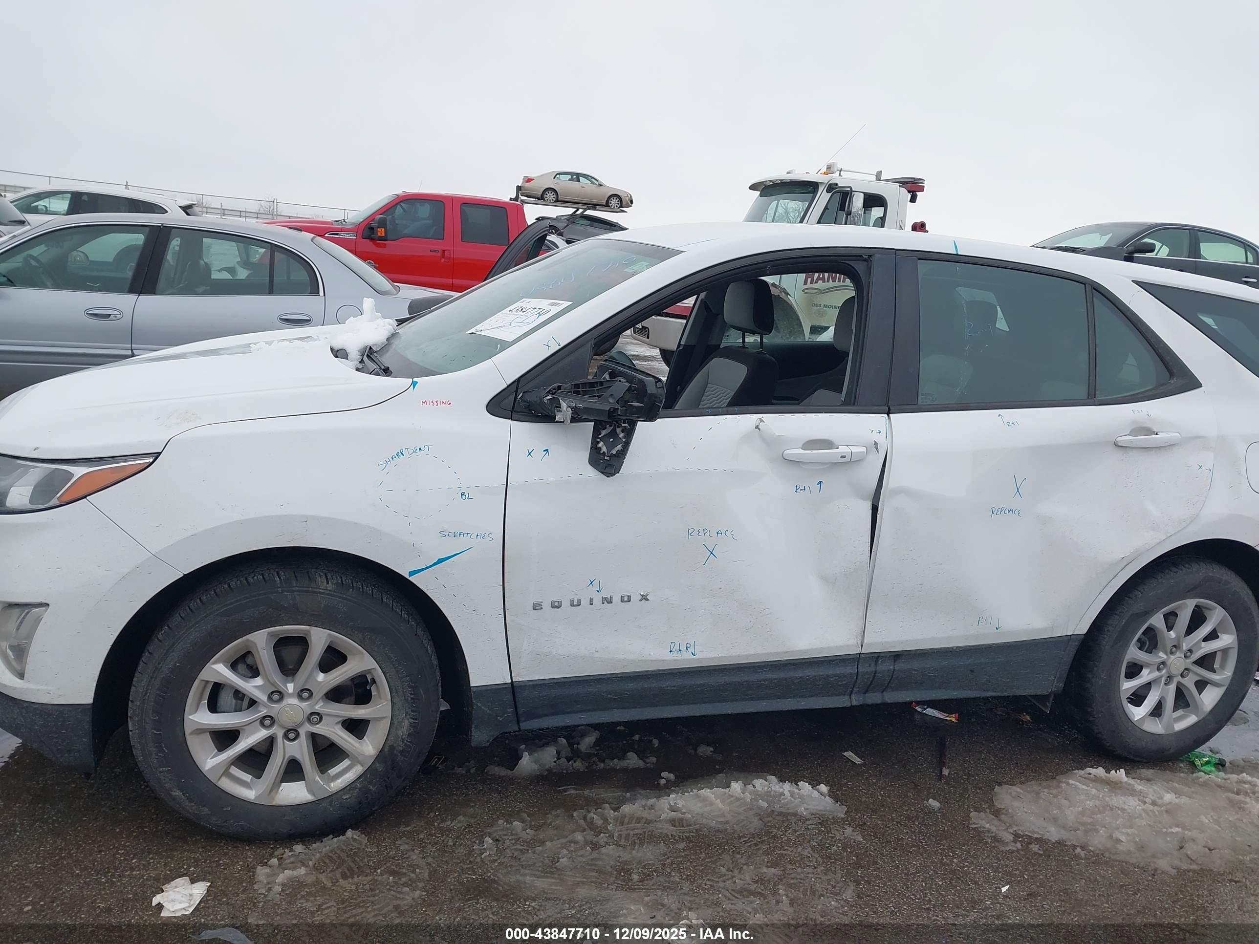 CHEVROLET EQUINOX image 6