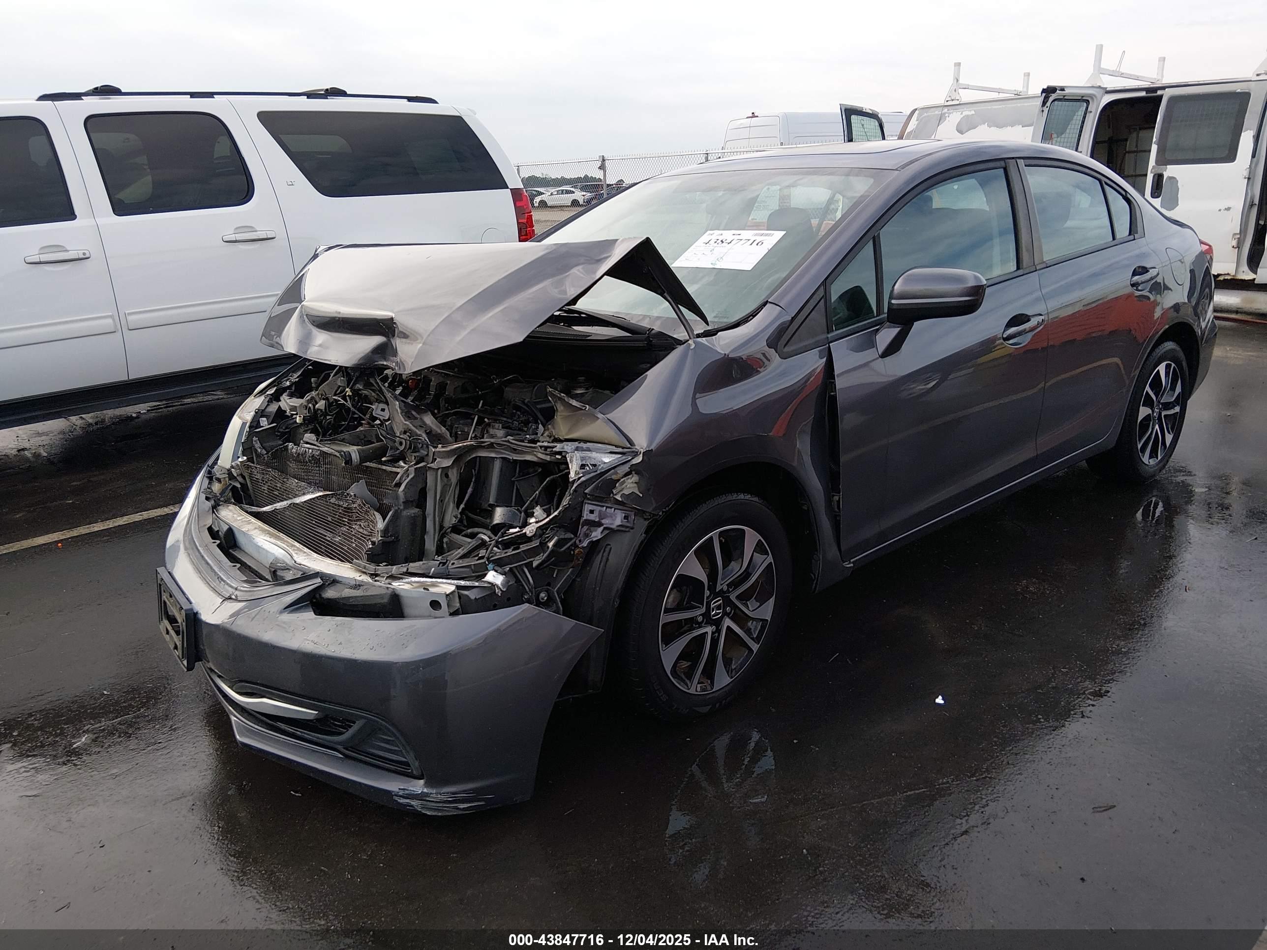 HONDA CIVIC image 2