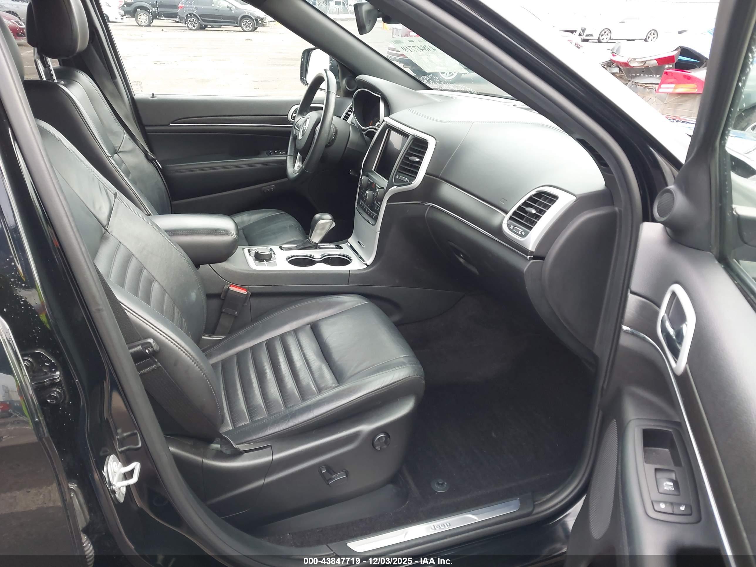 JEEP GRAND image 5