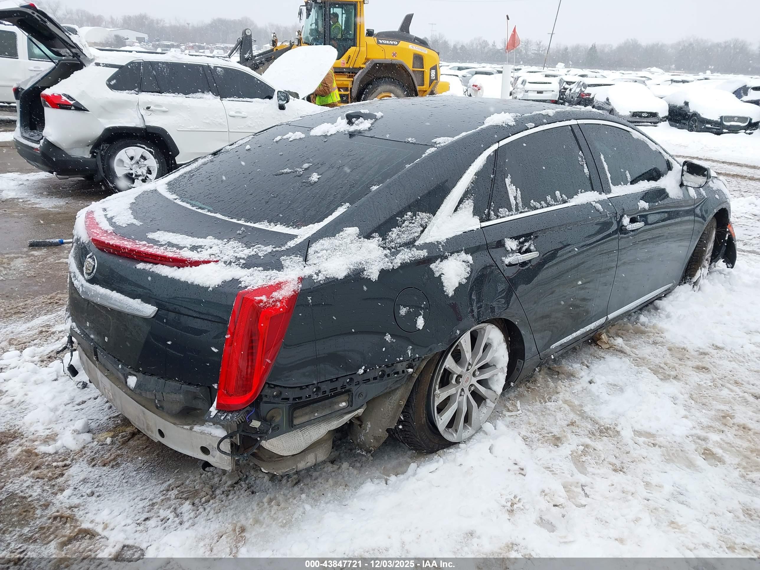 CADILLAC XTS image 4