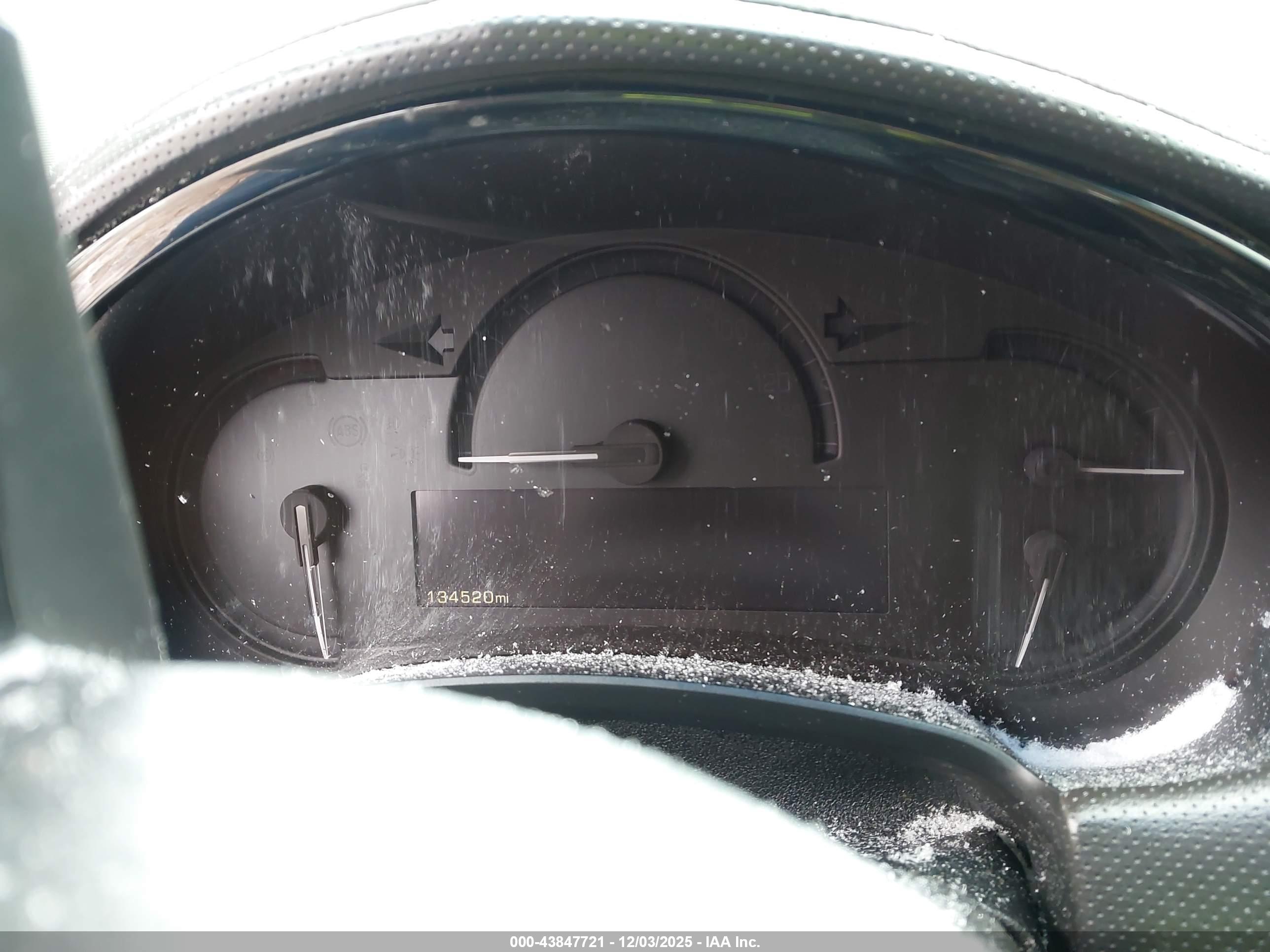 CADILLAC XTS image 7
