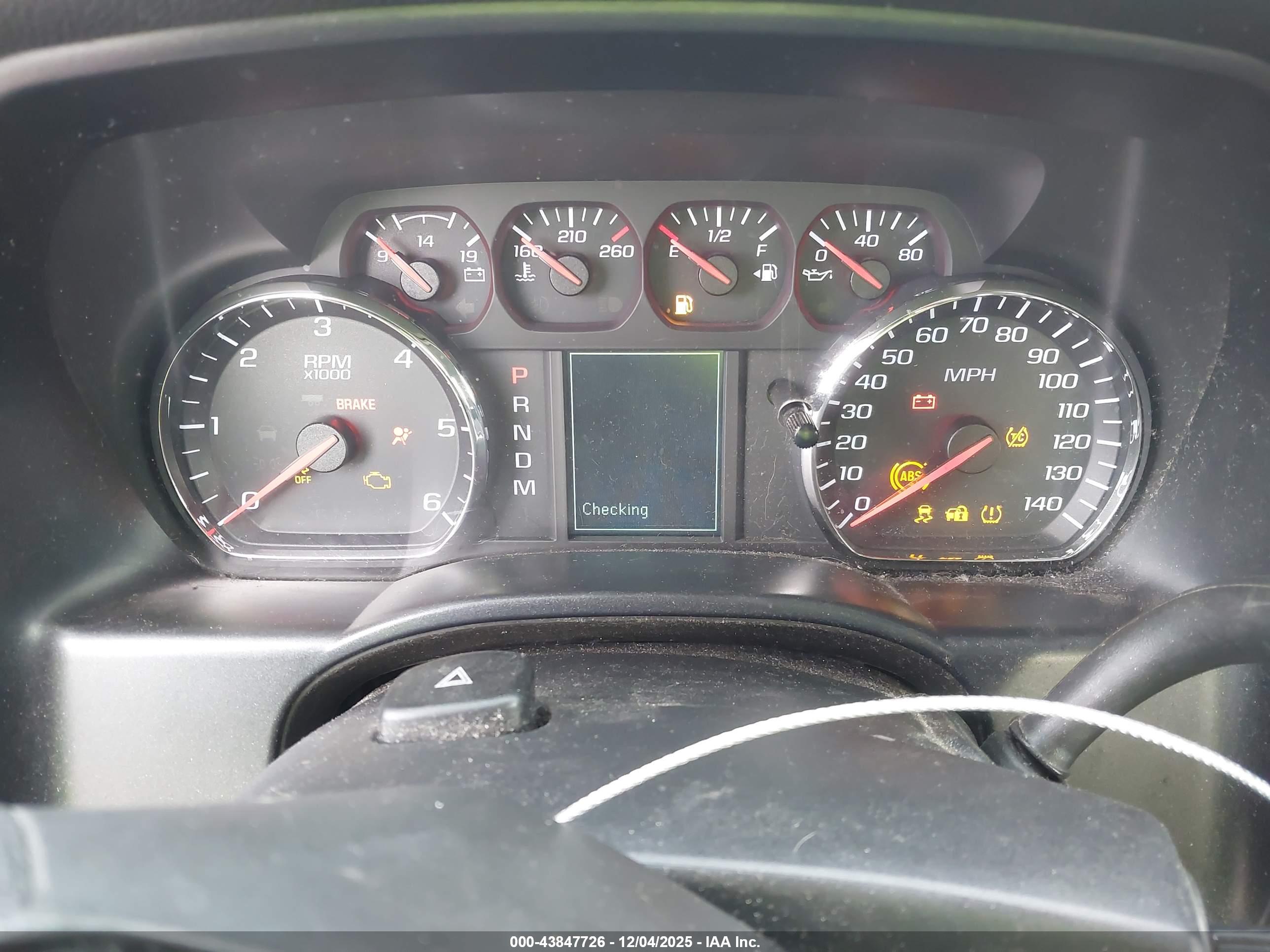 CHEVROLET SILVERADO image 7