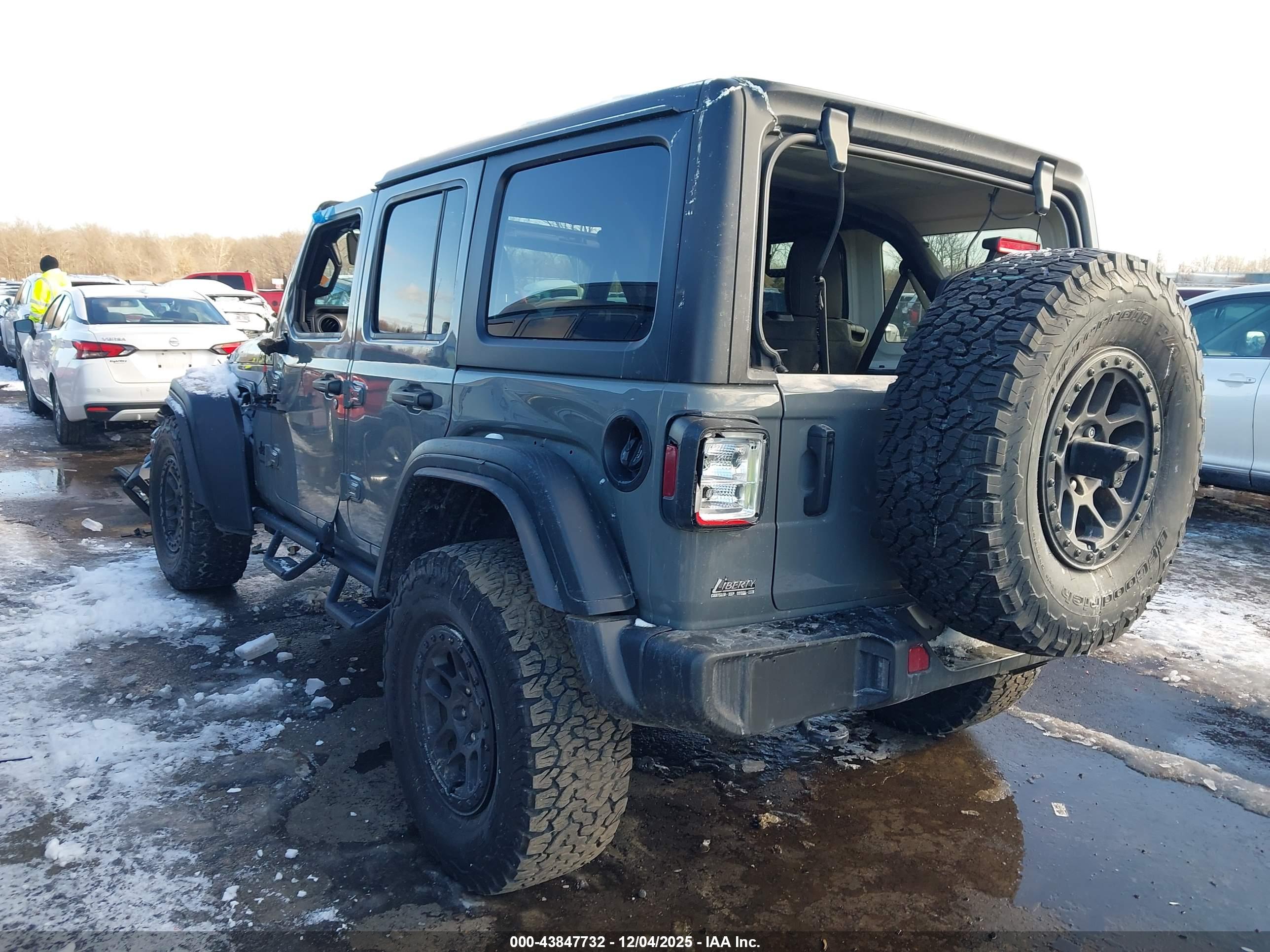 JEEP WRANGLER image 3