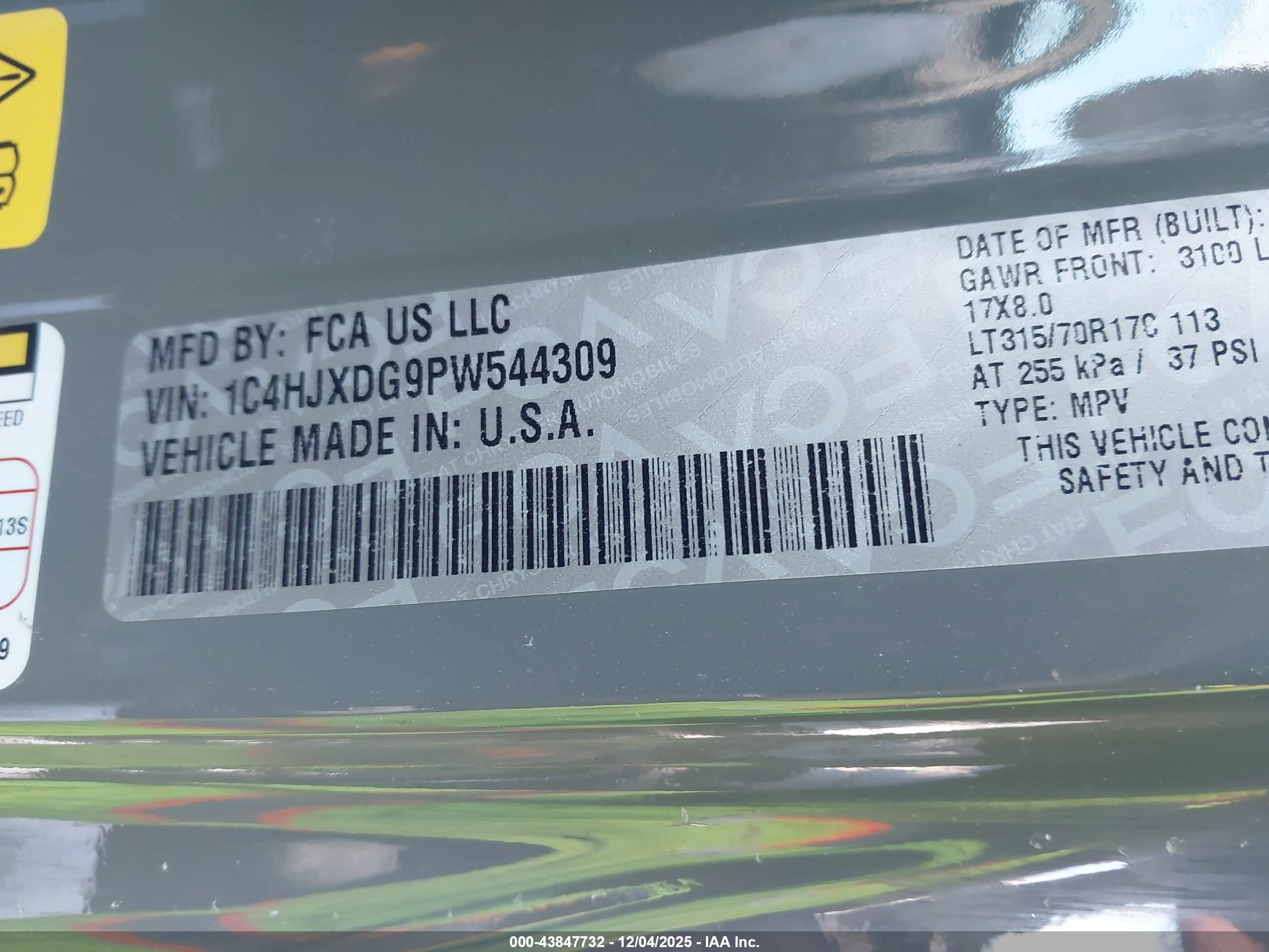 JEEP WRANGLER image 9