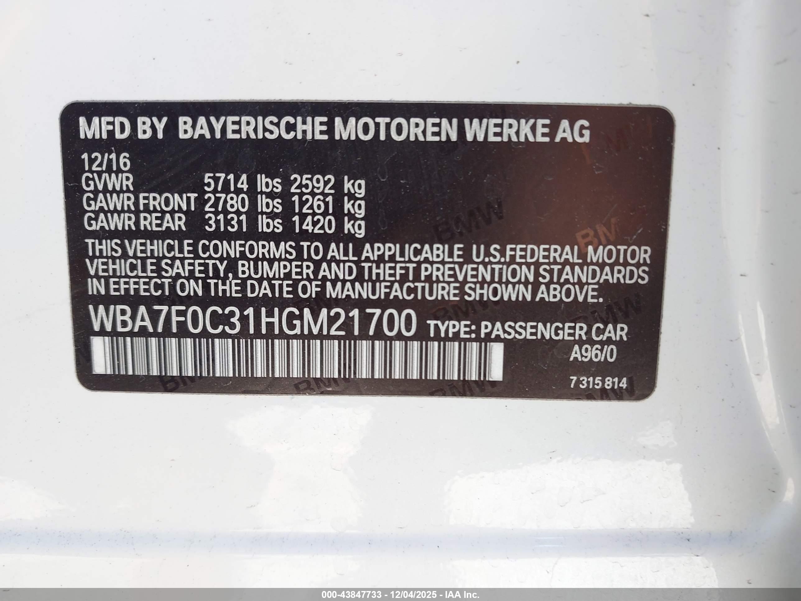 BMW 750I image 9