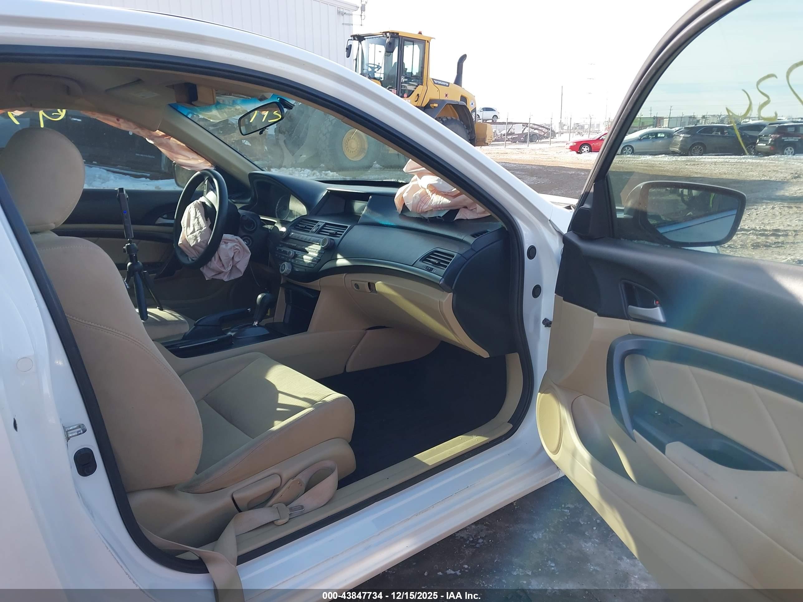 HONDA ACCORD image 5