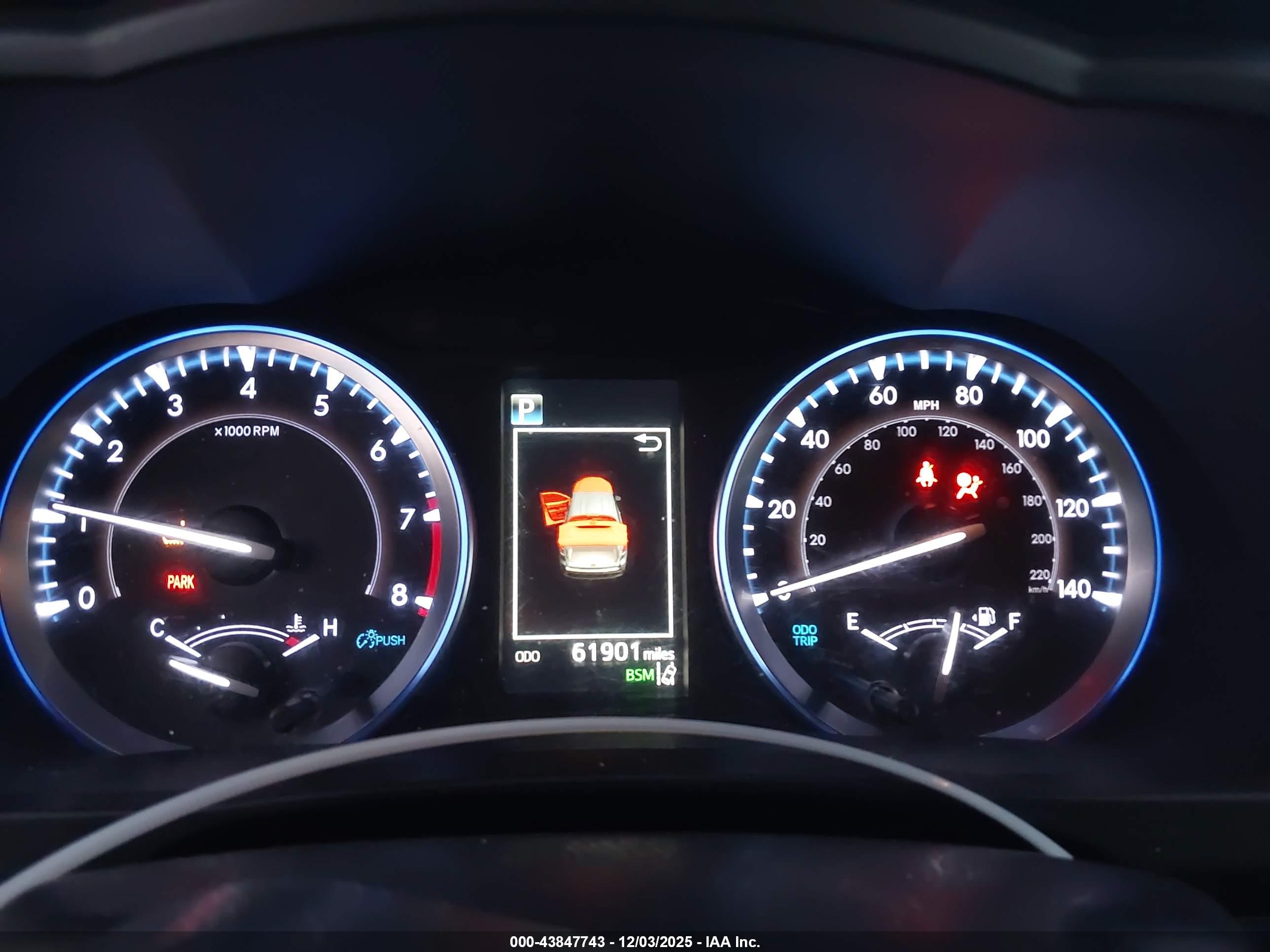 TOYOTA HIGHLANDER image 7