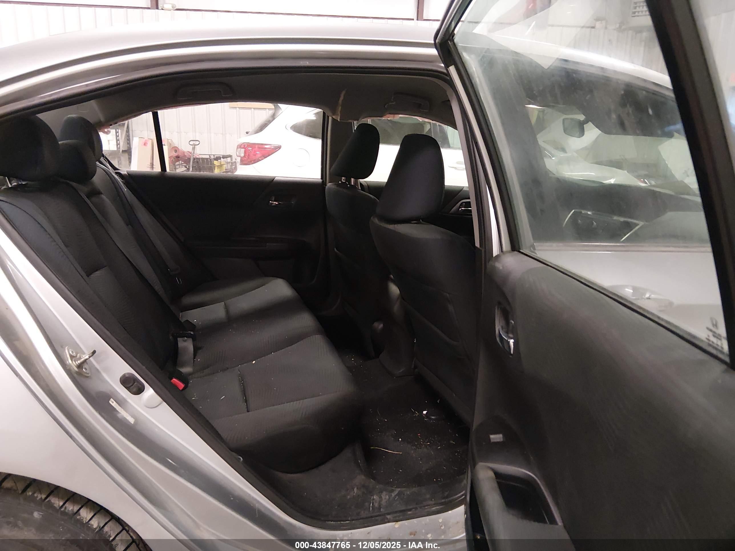 HONDA ACCORD image 8