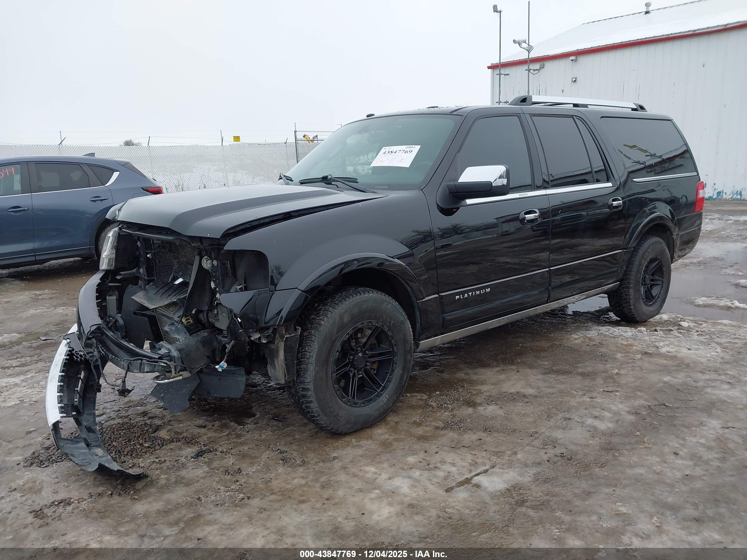 FORD EXPEDITION image 2