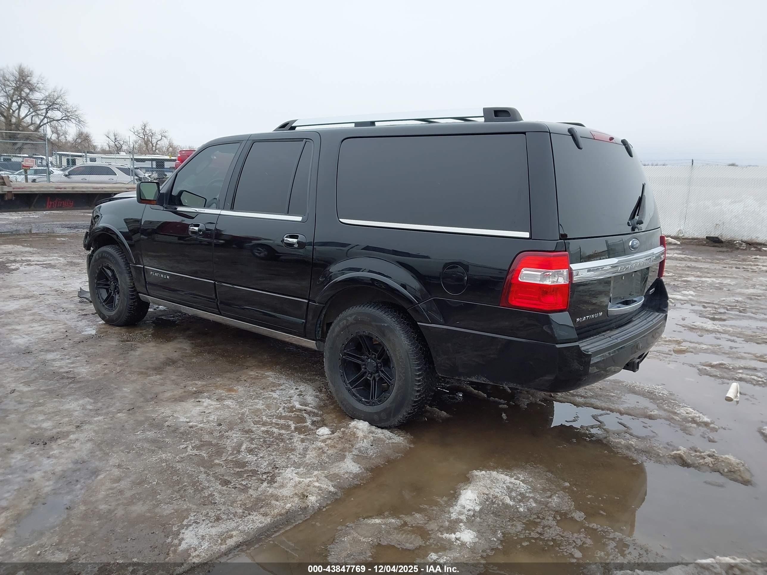 FORD EXPEDITION image 3
