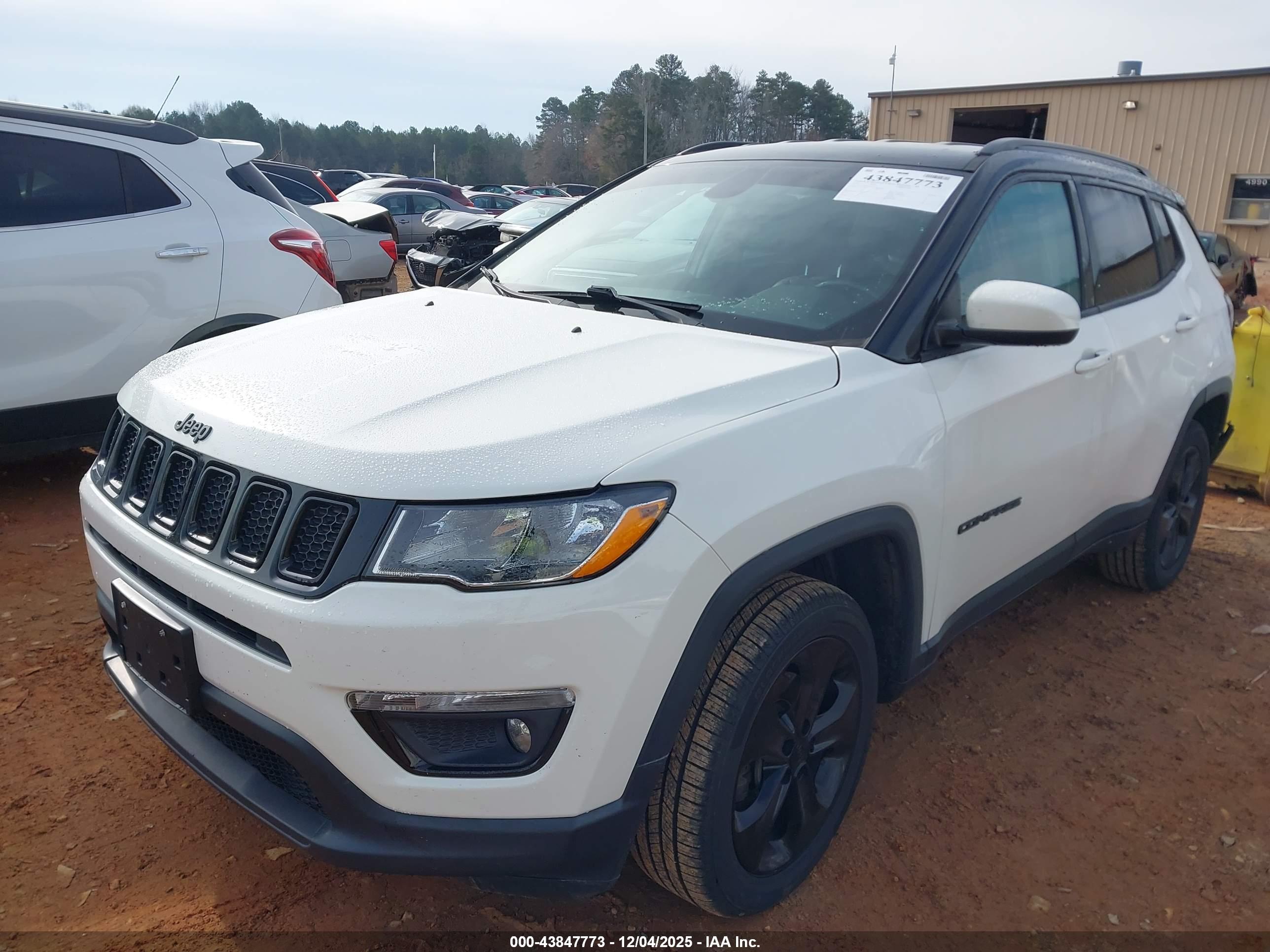 JEEP COMPASS image 2