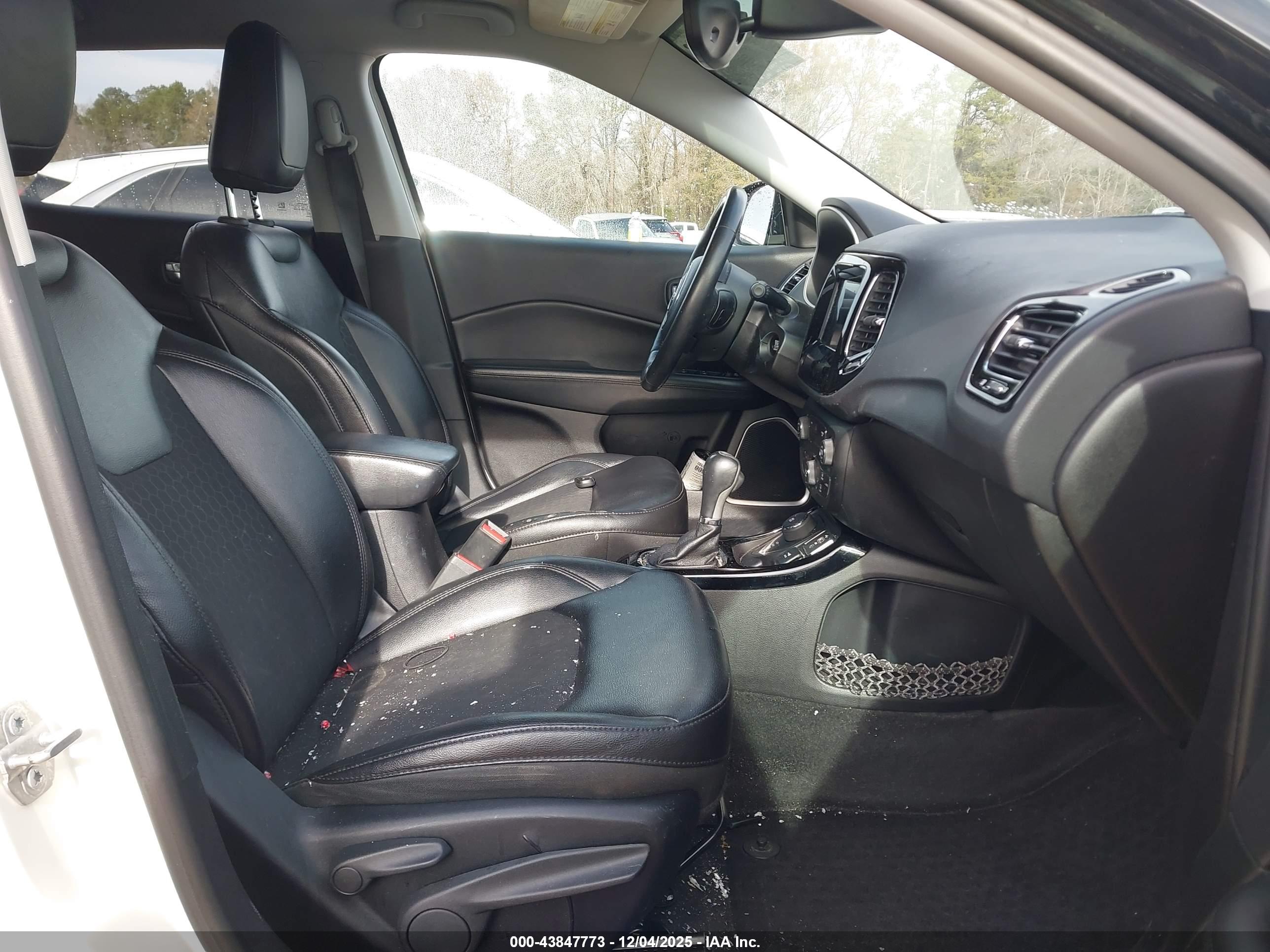 JEEP COMPASS image 5